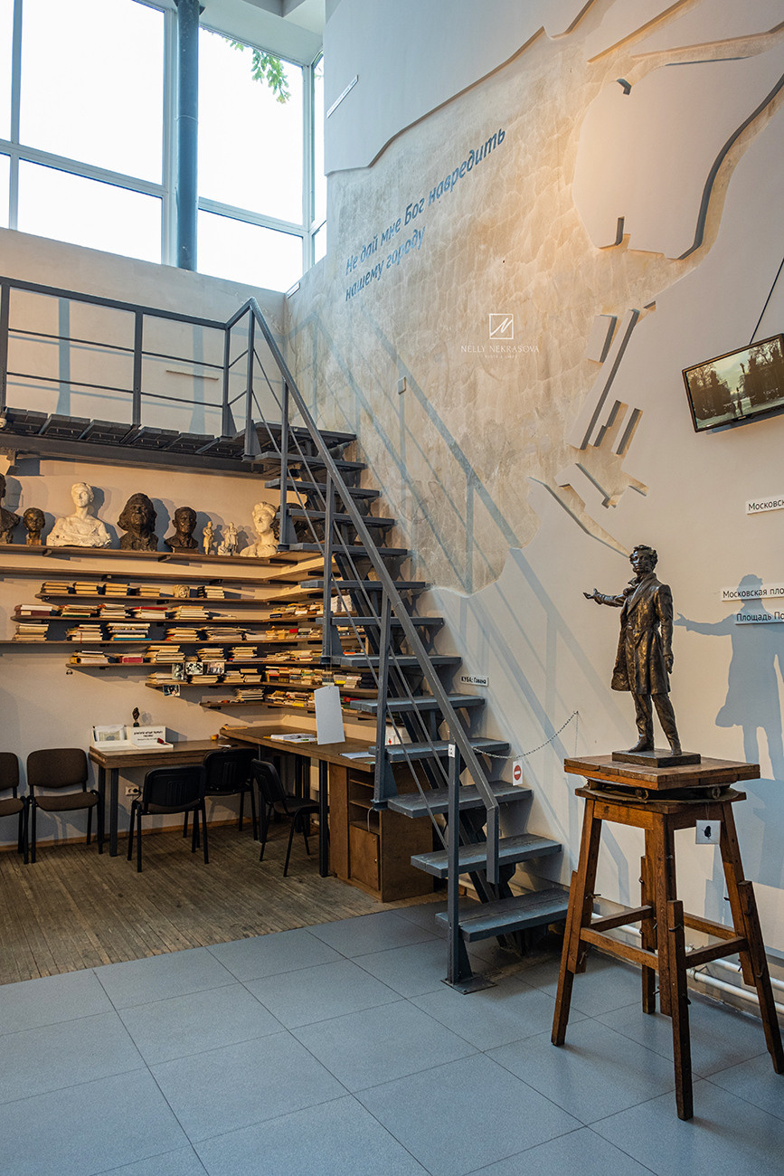 Мастерская скульптора. Фотограф и искусствовед в Туле и Санкт-Петербурге Нелли Некрасова