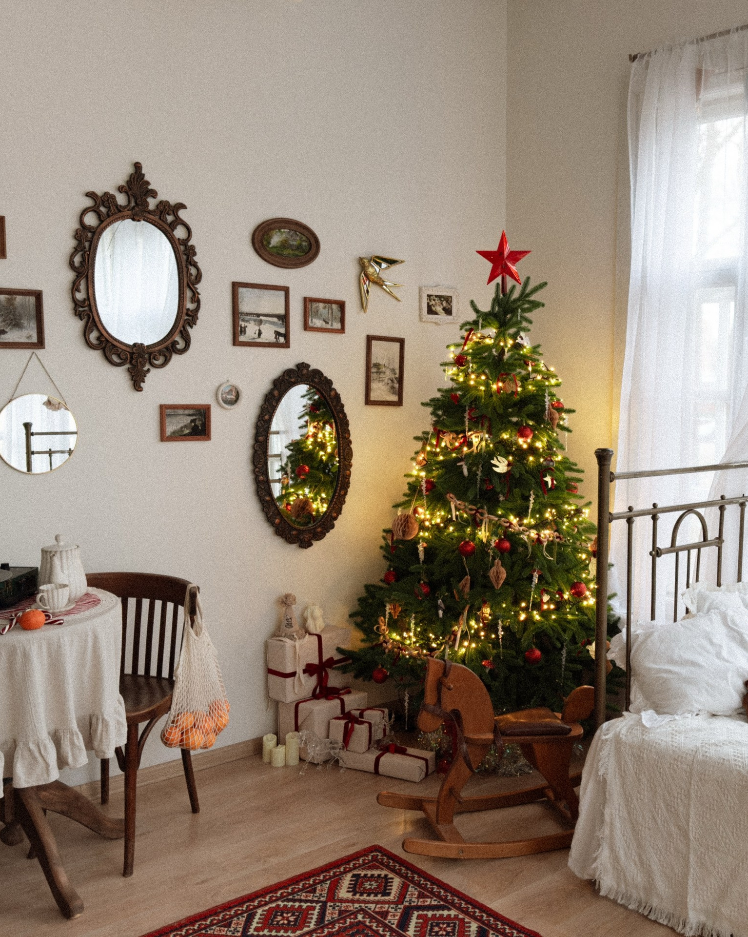 Лучшие фотостудии Санкт-Петербурга для новогодней фотосессии: подборка для разных стилей съёмки. Фотограф для брендов в Санкт-Петербурге — Анастасия Галина