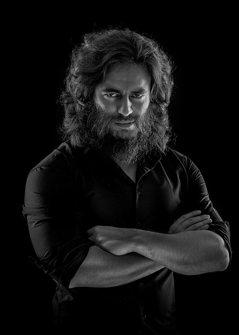 Выставка «Мужской образ в искусстве». Творческие фотосессии в Москве