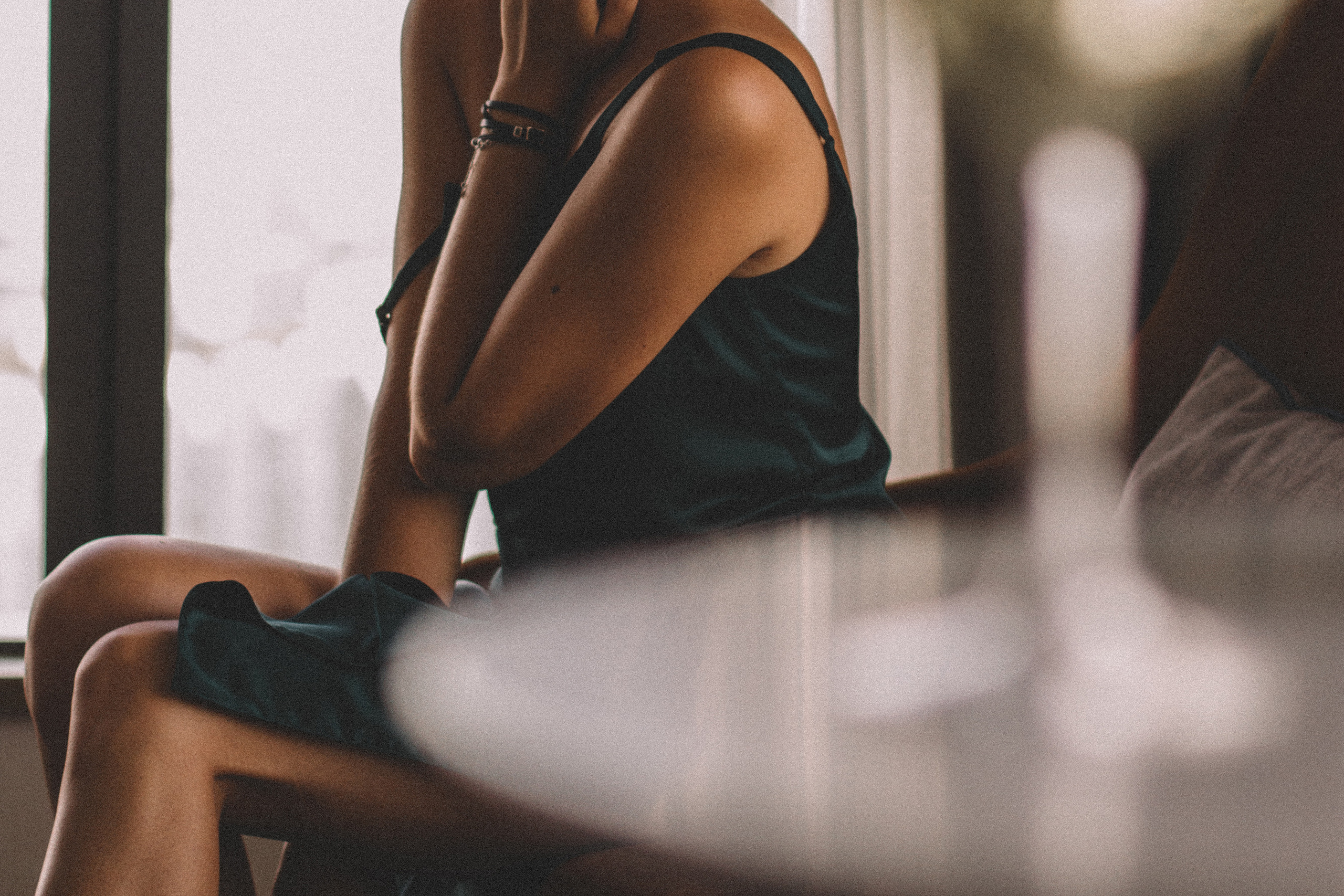 Портретная фотосъемка в студии, дома, на улице и отеле в Москве.