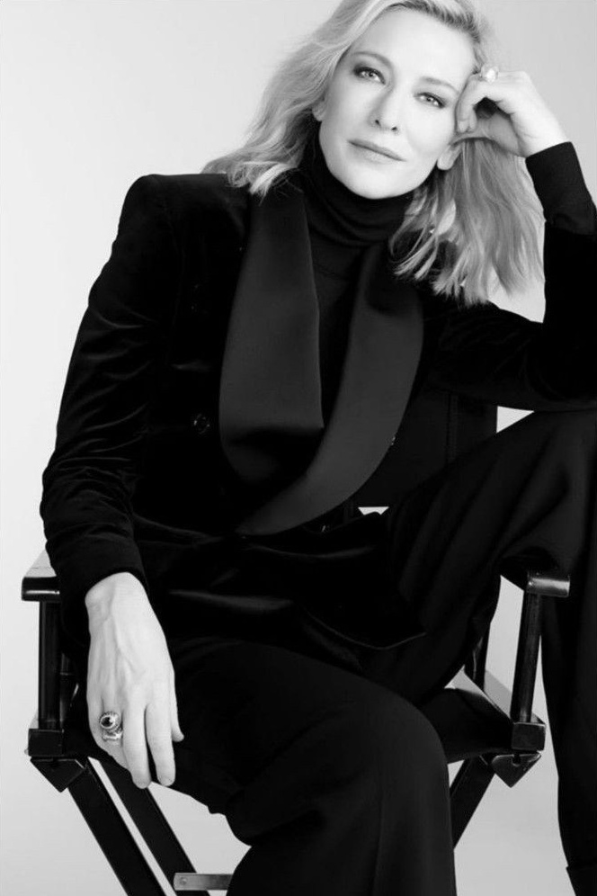 Образы для фотосессии с черной водолазкой