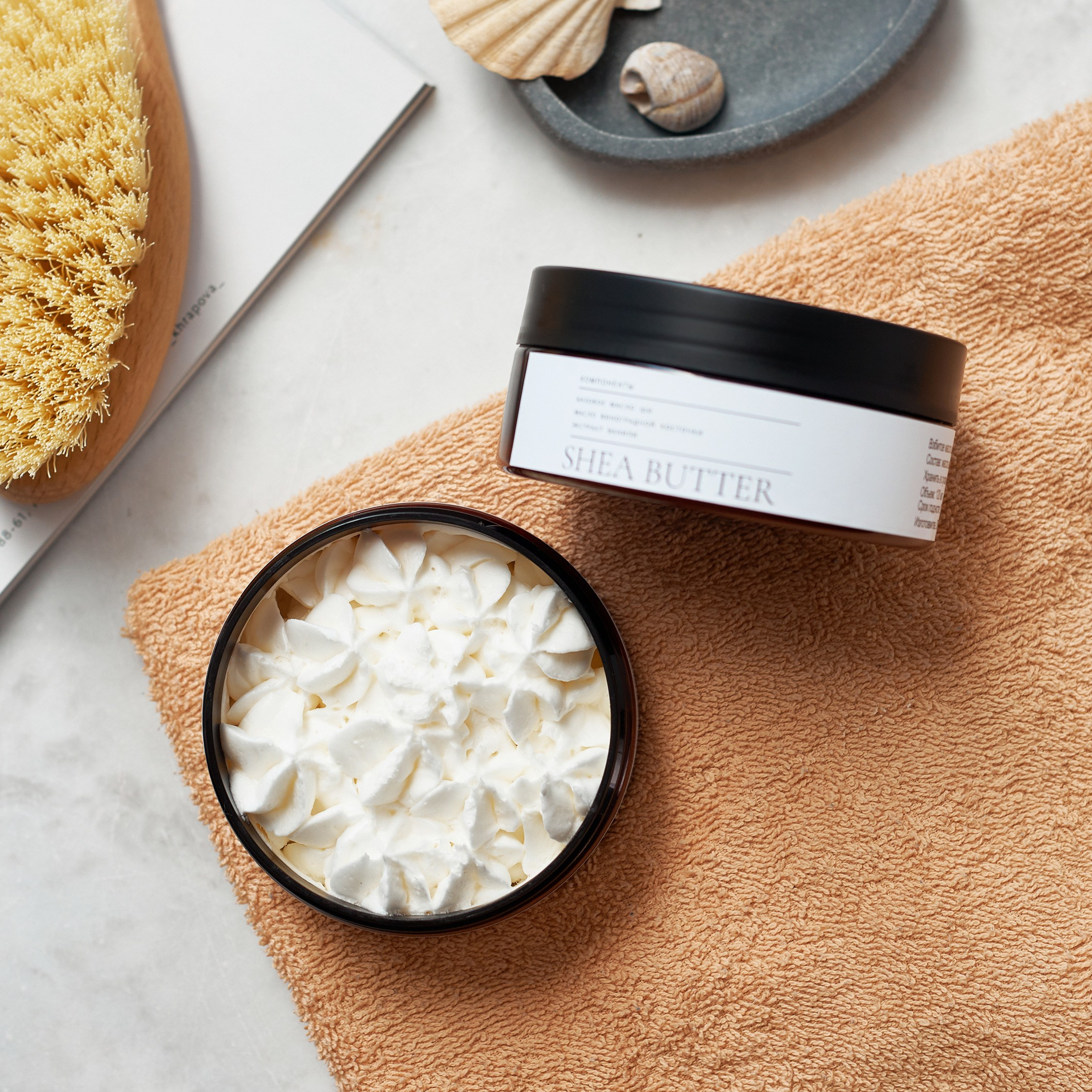 Предметная фотосъемка косметики Екатеринбург крем для тела бьюти товары Wildberries ВБ Ozon стоимость предметка Екб заказать фото Фотосъемка косметических средств кремов скрабов сывороток для маркетплейсов Wildberries ВБ Ozon Озон в Екатеринбурге. Предметный фотограф для карточек товара цена Екб заказать съемку бьюти WB стоимость предметной фотосъемки в Екатеринбурге за час прайс