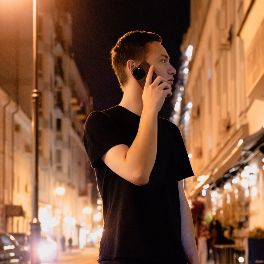 Контакты. Фотограф Москва | Янис Алываев