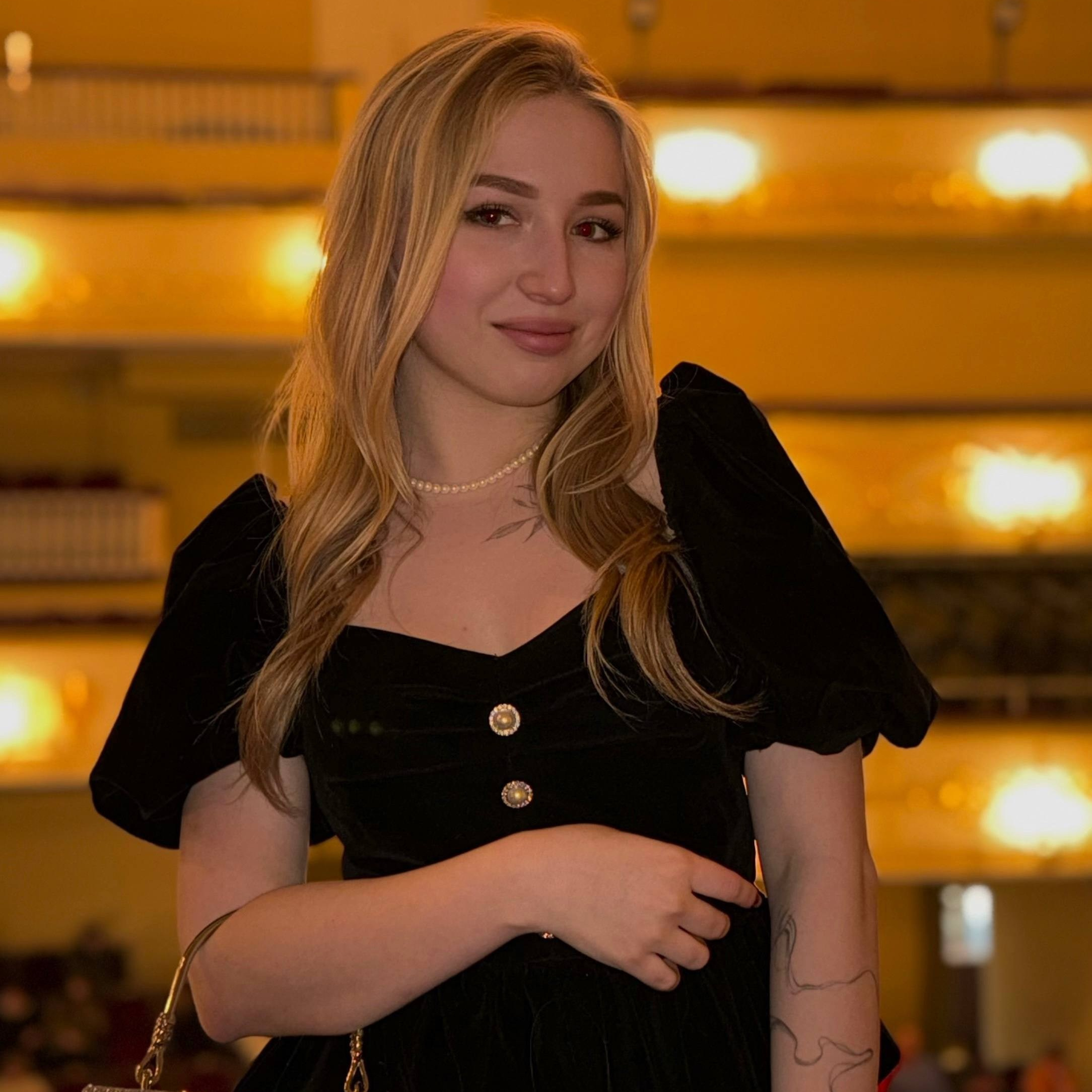 Подробнее, Марина (шахматы)