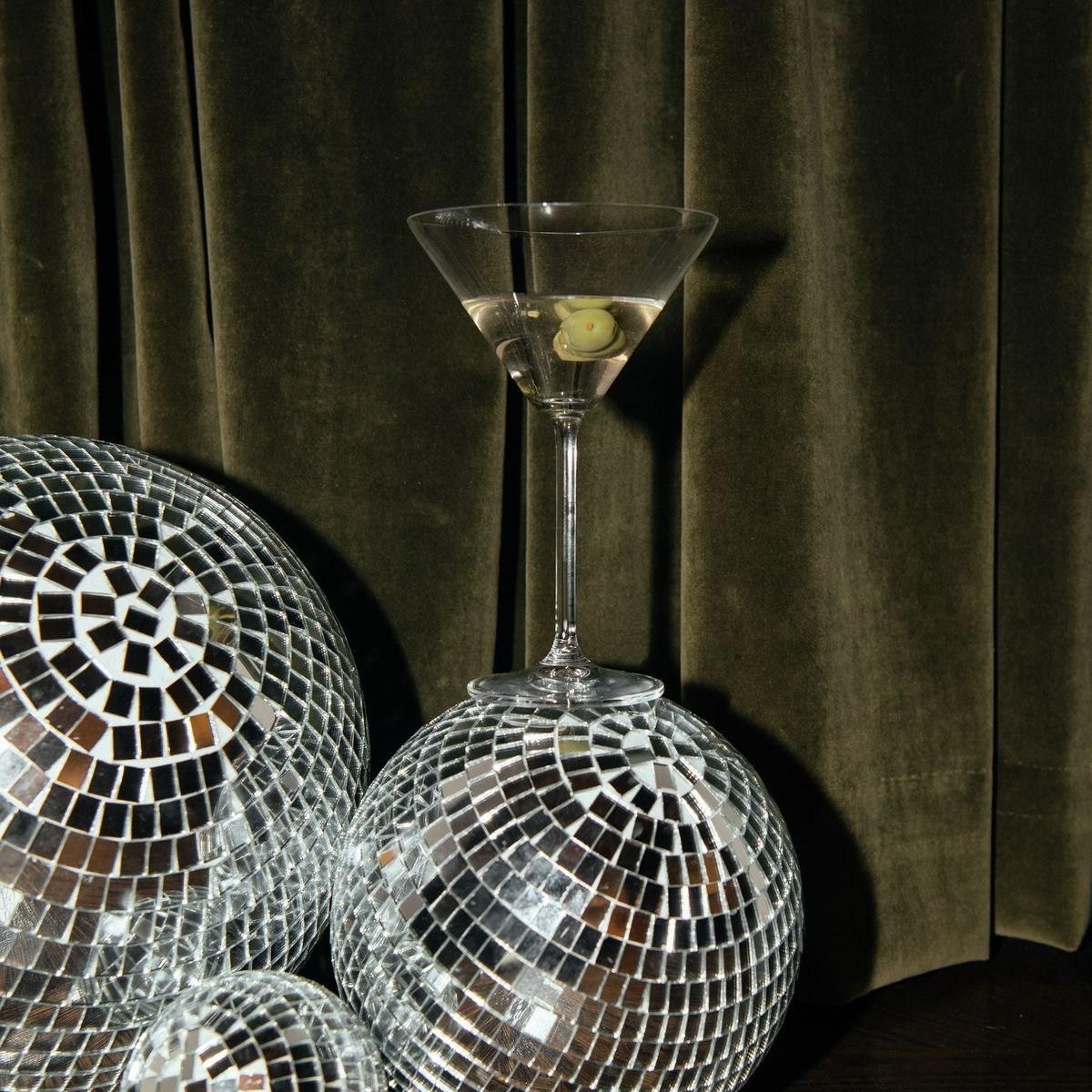 Идеи новогодних фото. Фотограф для женщин и мужчин, контента для бизнеса в Сочи, Адлере, Красной поляне, Розе Хутор