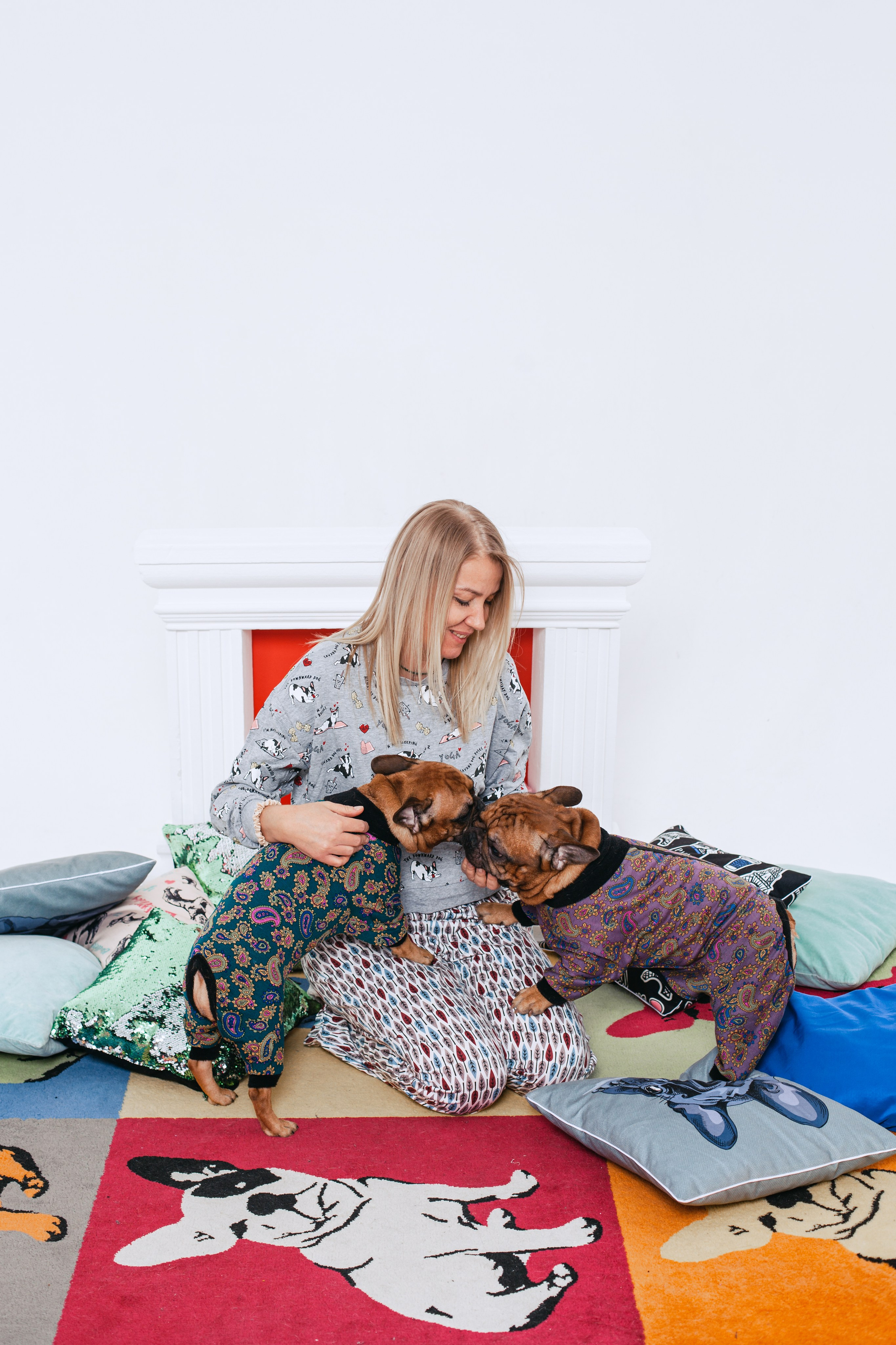 Пижамная вечеринка французских бульдогов и их хозяев. Фотограф-анималист Татьяна Степанова