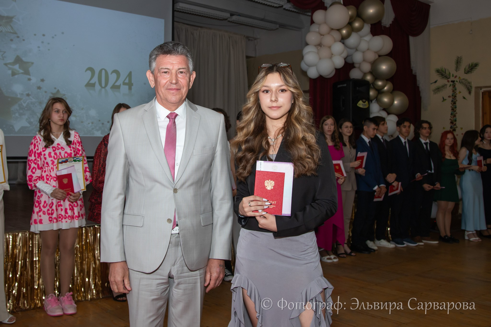 Вручение аттестатов 9 класс. Репортажный Фотограф