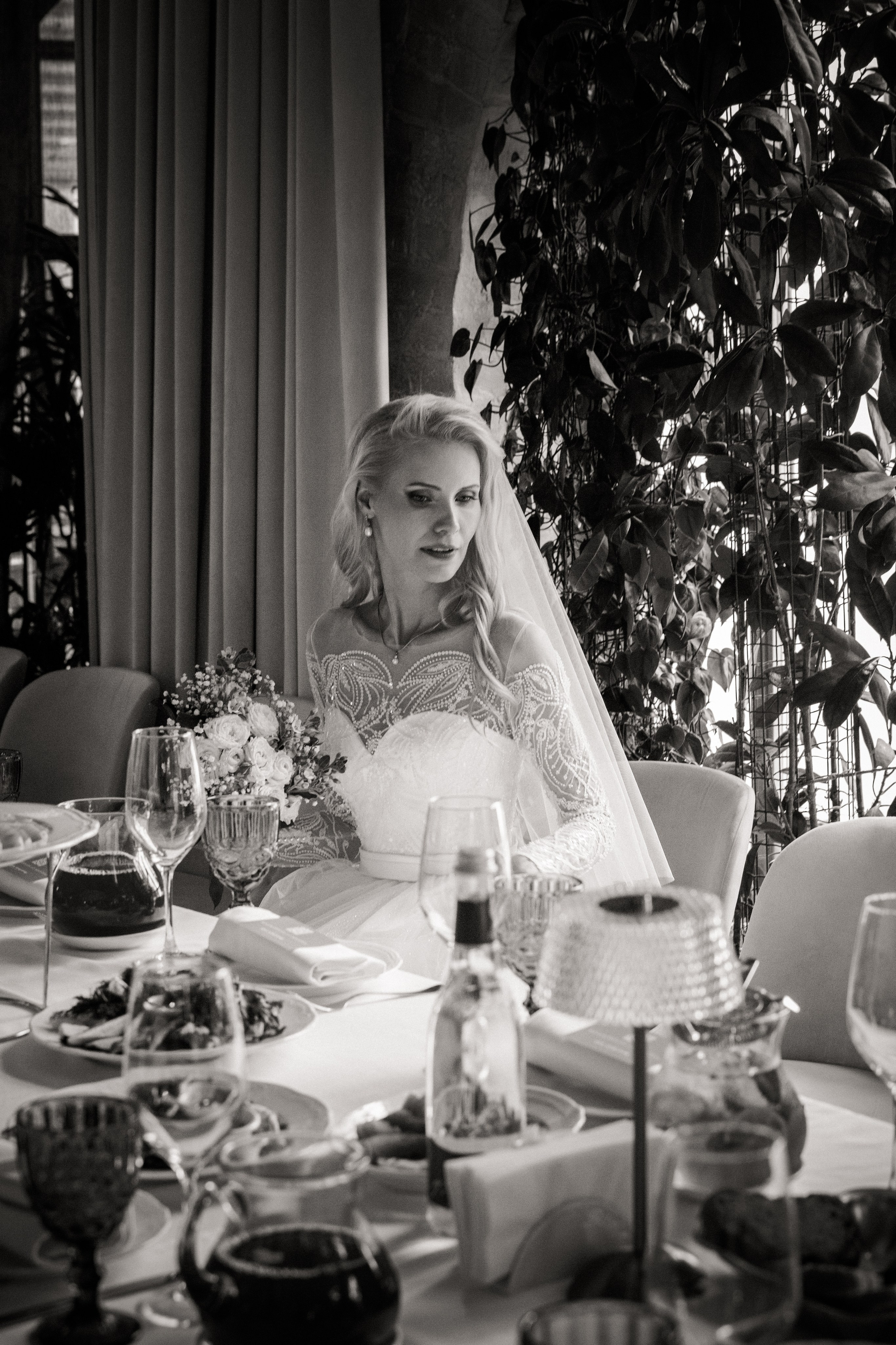 Свадебная фотосессия на ВДНХ. Свадебный и семейный фотограф в Москве и Подмосковье Лариса Козлова