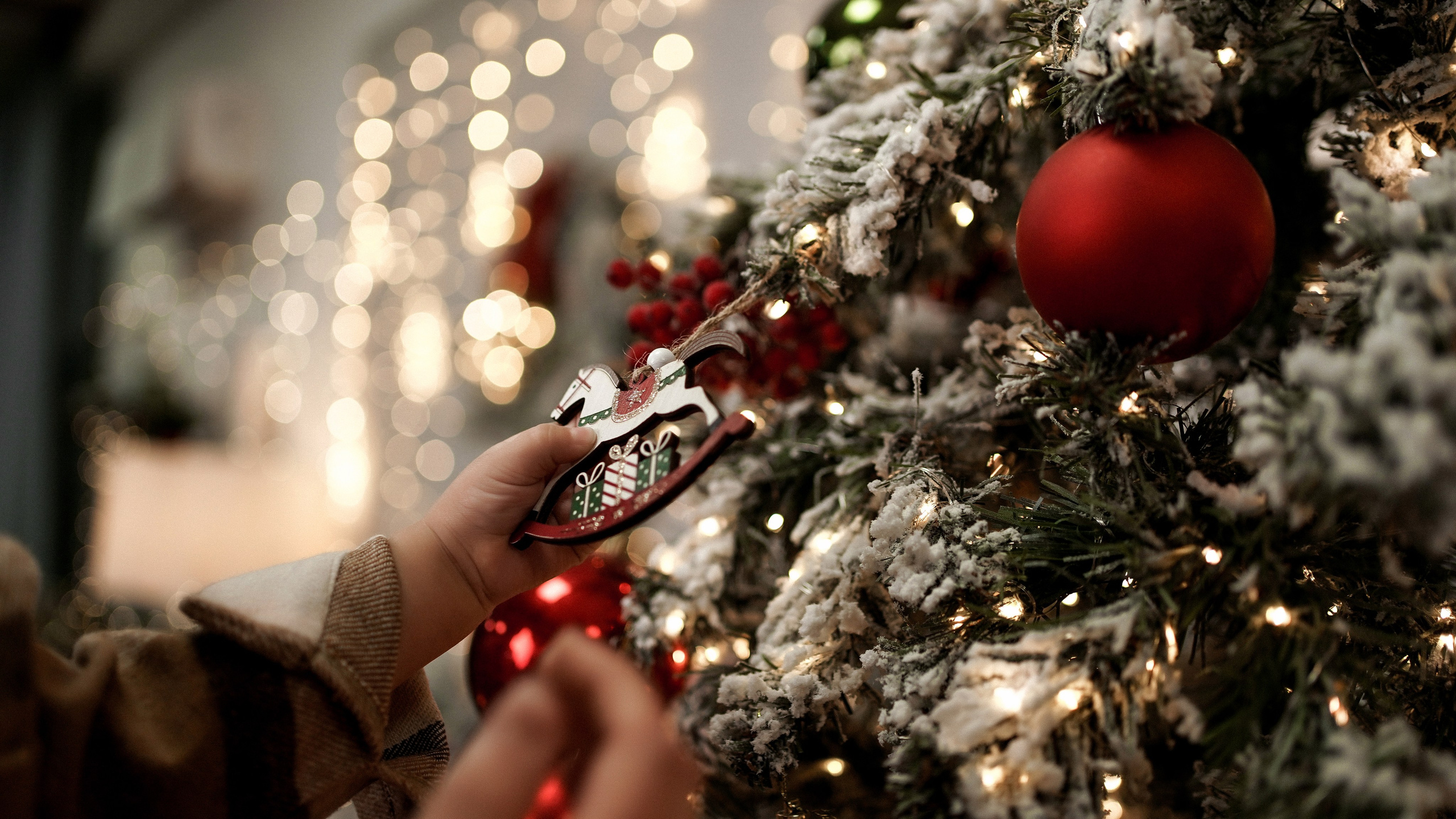 Новогодняя семейная фотосессия в фотостудии Авокадо. Фотограф Ростов-на-Дону. Свадебный фотограф в Ростове-на-Дону. Таинство Крещения и Венчания, семейные фотосессии. Алёна Чёботова