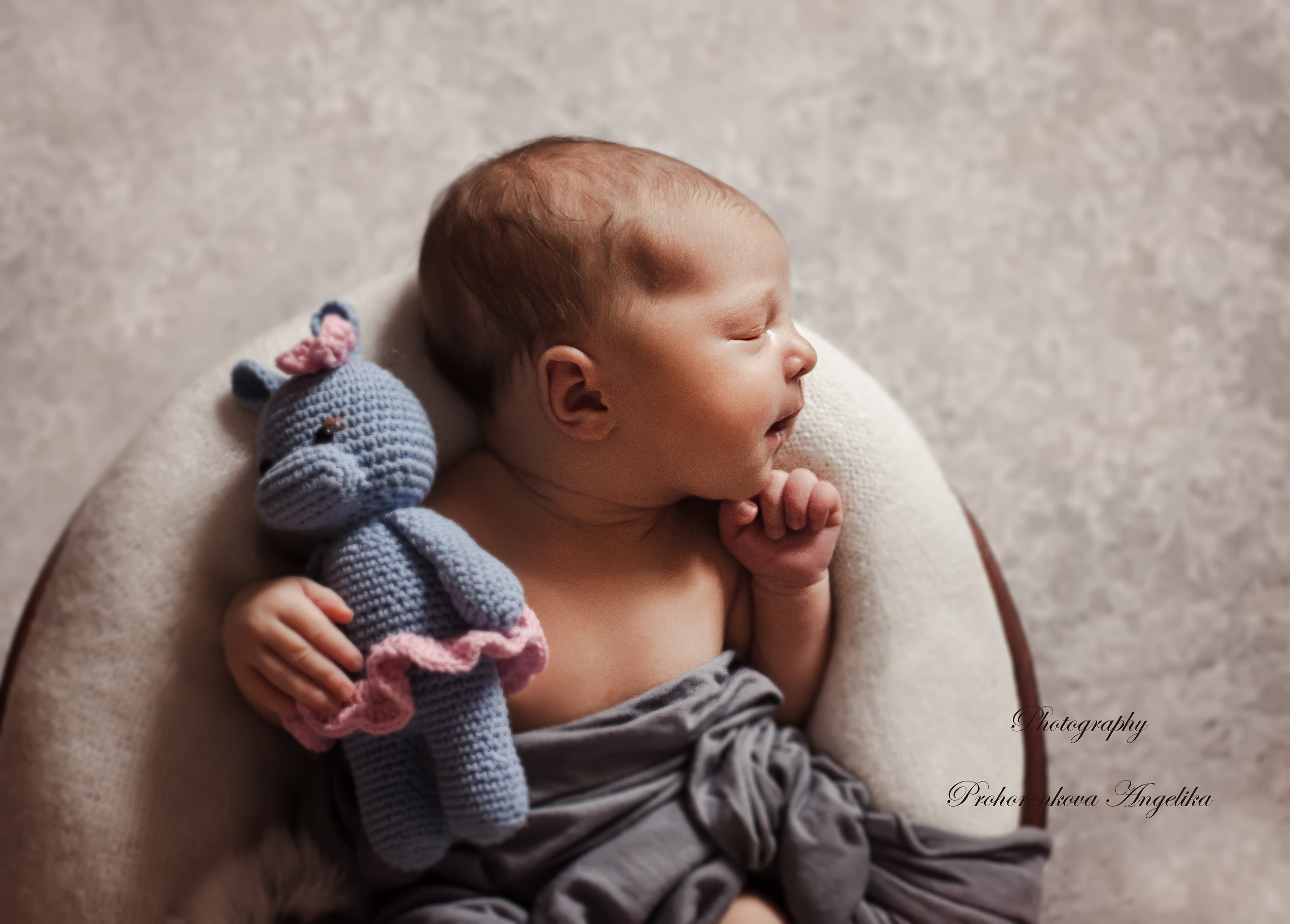 Фотосессия новорожденных в Брянске. Фотограф новорожденных в Брянске Анжелика Прохоренкова