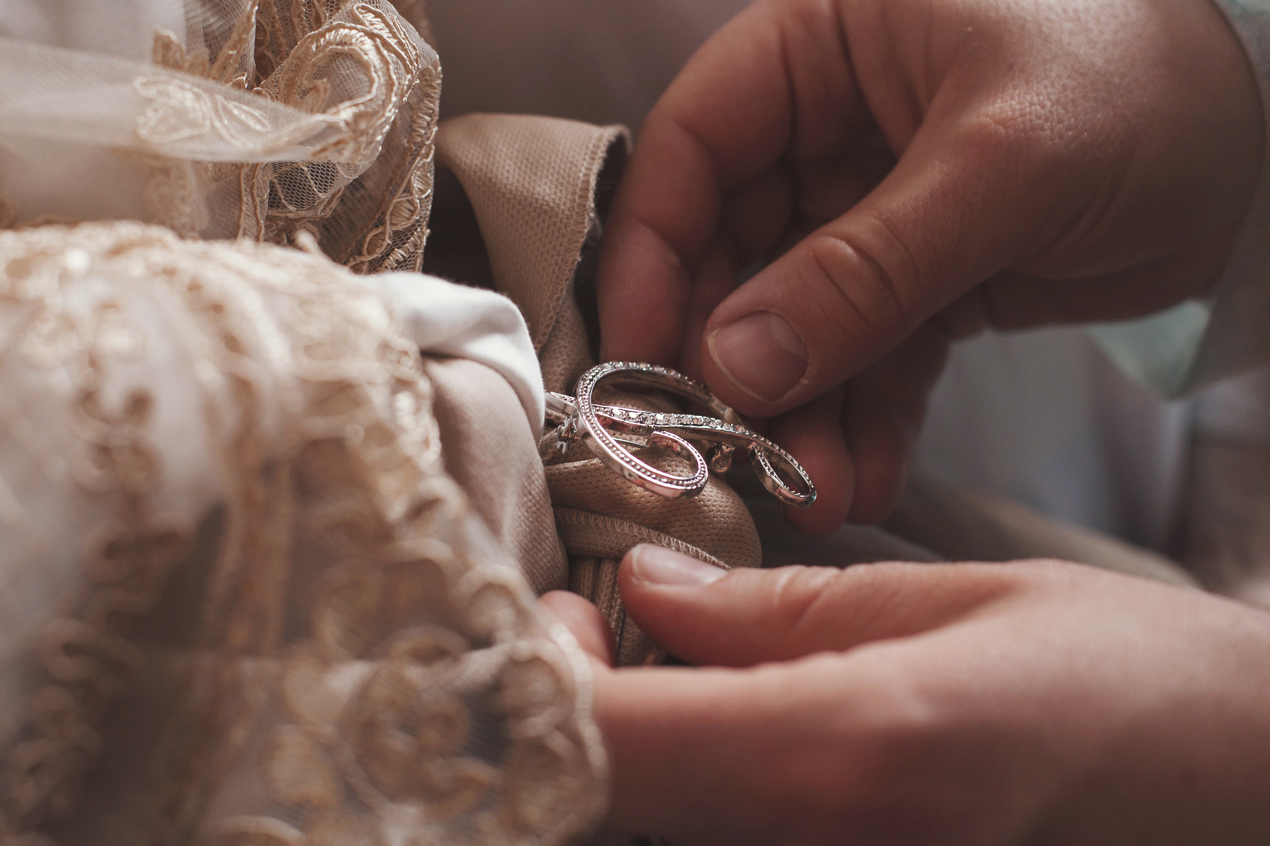 Фотосессия выписки из роддома. Фотограф новорожденных в Брянске Анжелика Прохоренкова