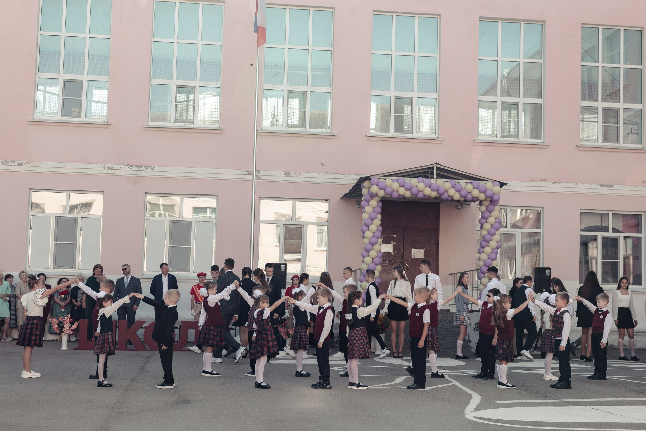 Фотограф первое сентября Нижний Новгород. Алексей Шаров — свадебный и репортажный фотограф в Нижнем Новгороде