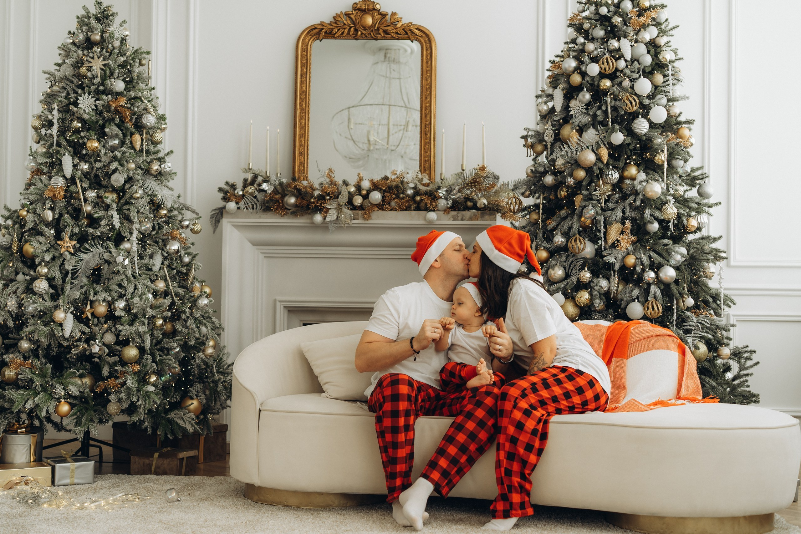 Семейная история в студии. Фотограф Екатеринбург Кокшарова Александра