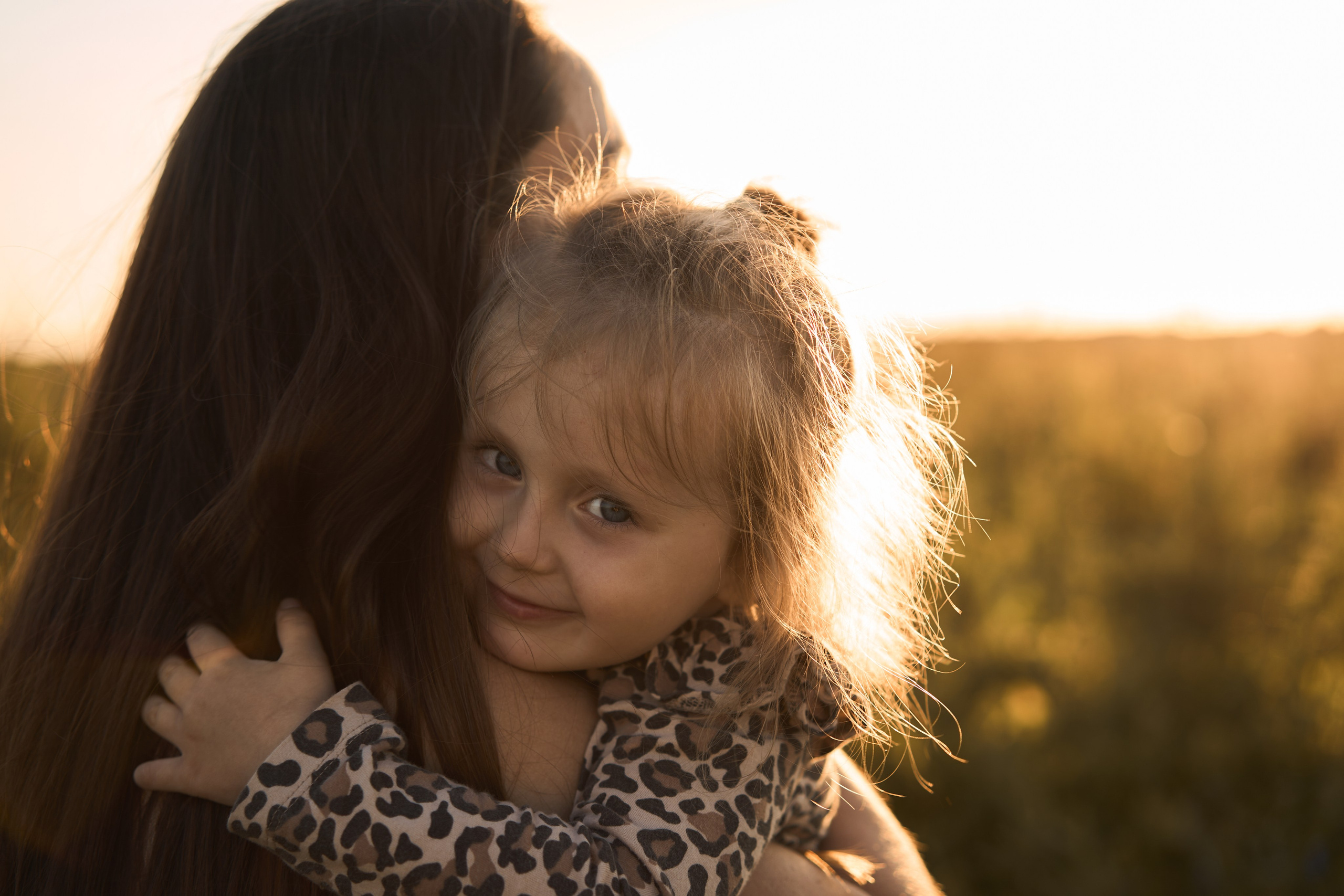 Семейная фотосессия на закате в поле😍. Фотограф Екатеринбург Кокшарова Александра
