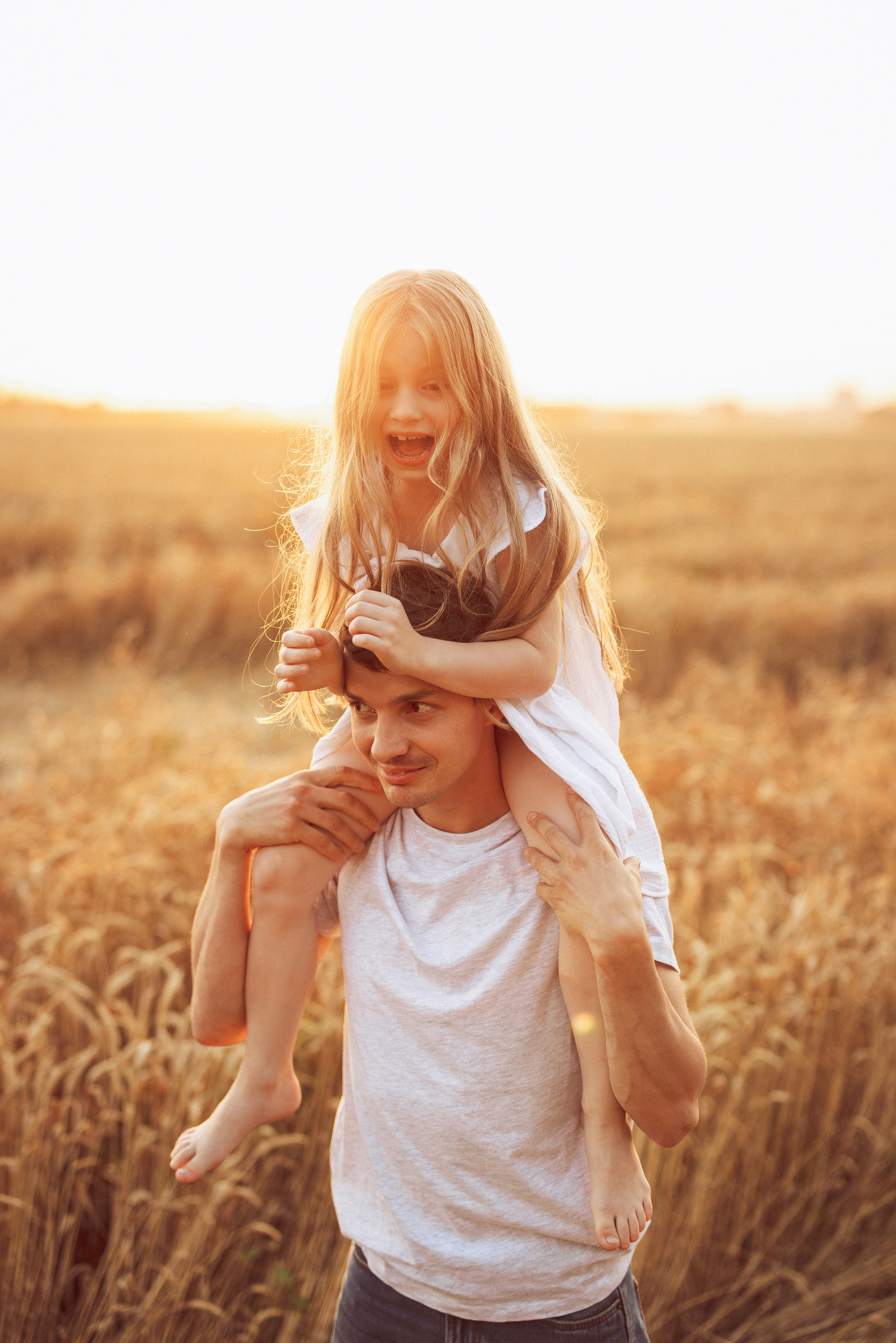 Пшеничное поле, семьи. Семейный и детский фотограф в Краснодаре Анна Трашкова