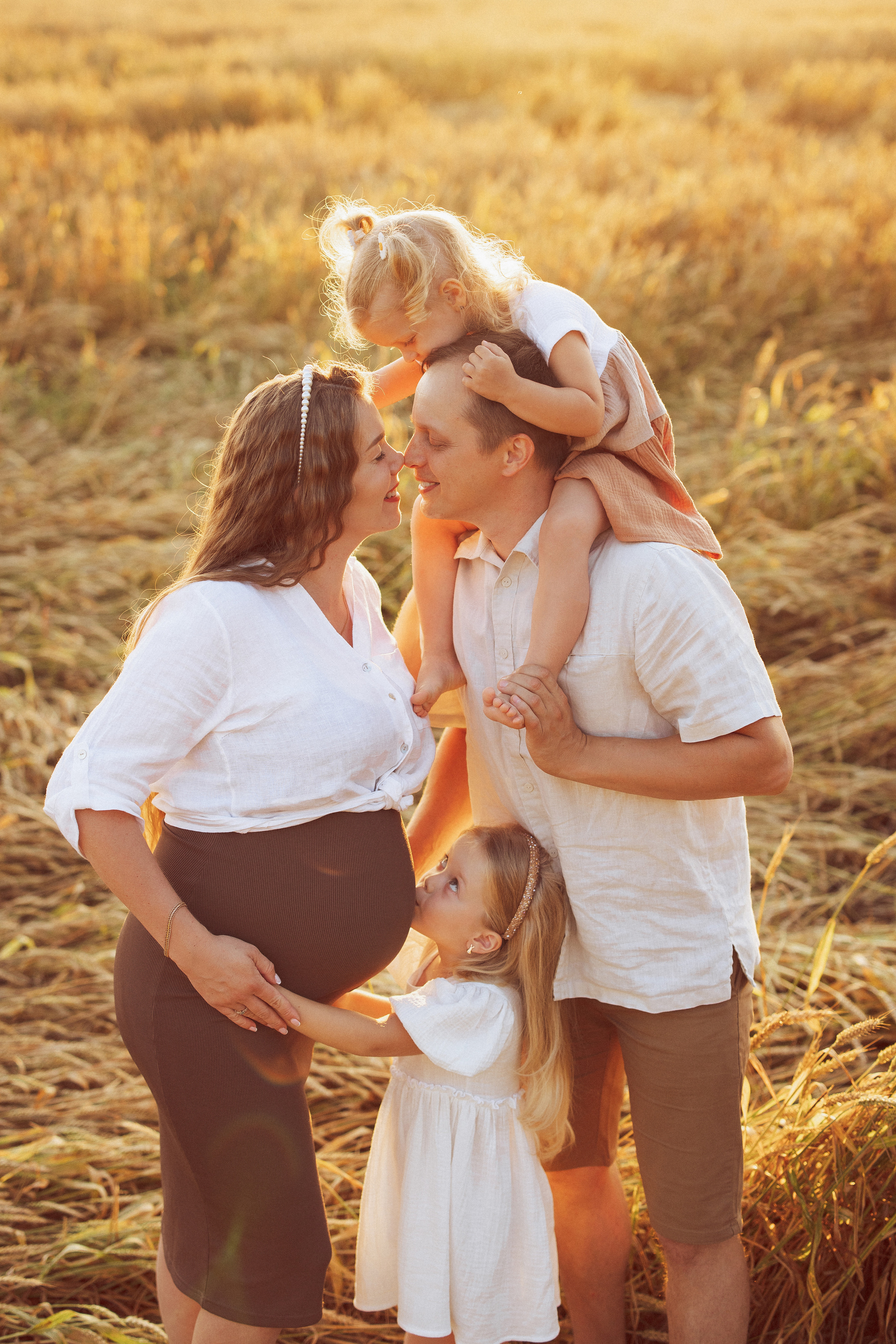 Пшеничное поле, семья Лизы. Семейный и детский фотограф в Краснодаре Анна Трашкова