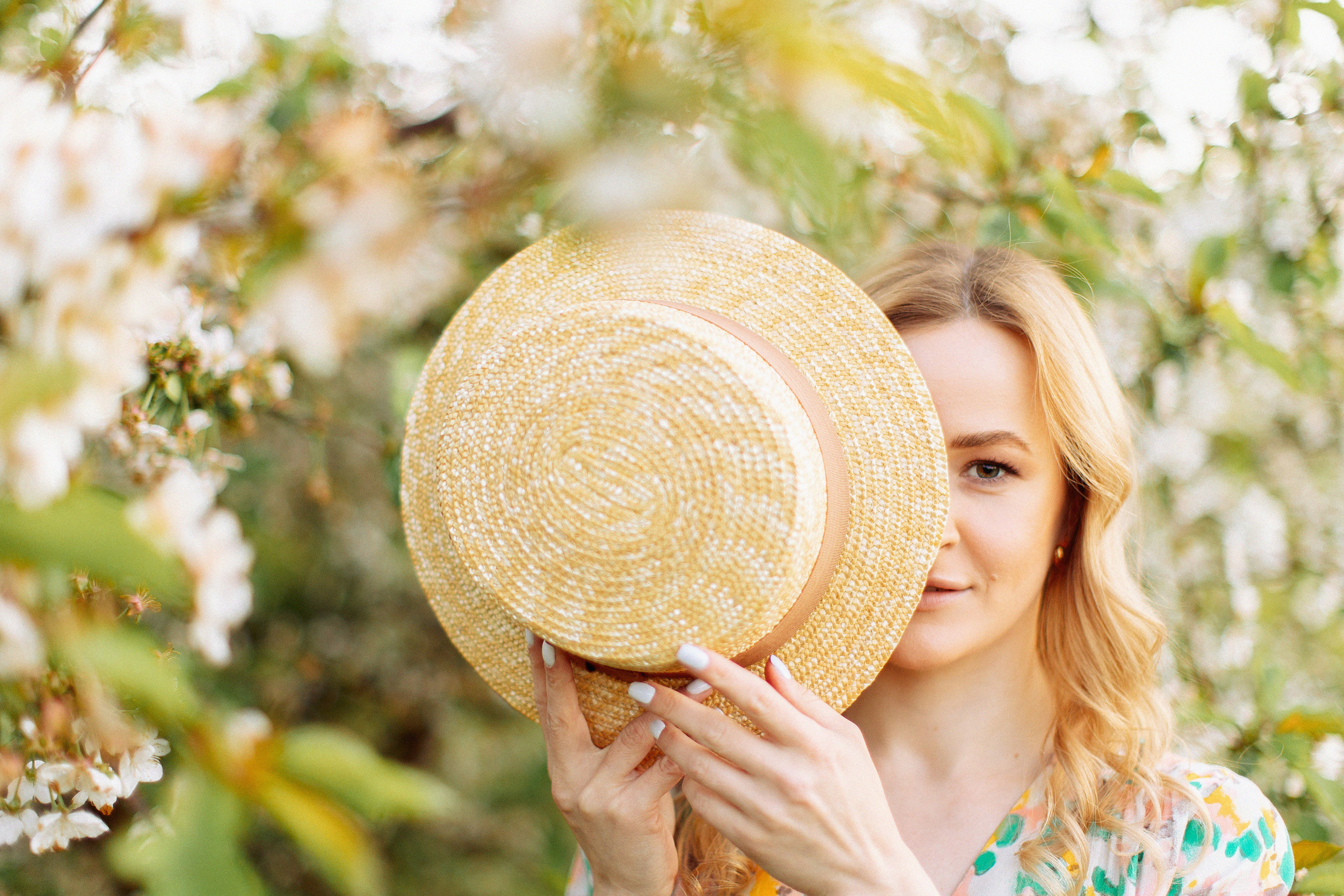 Цветущий сад, Девушка. Семейный и детский фотограф в Краснодаре Анна Трашкова