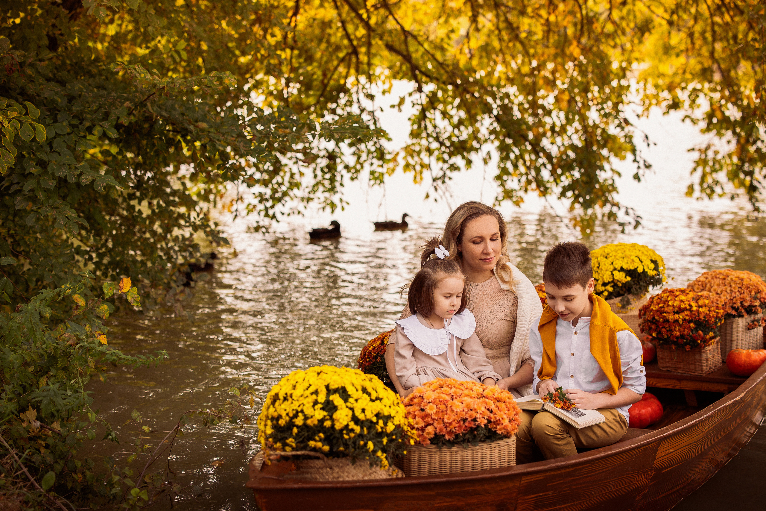 ЛОДКА, осень. Семейный и детский фотограф в Краснодаре Анна Трашкова