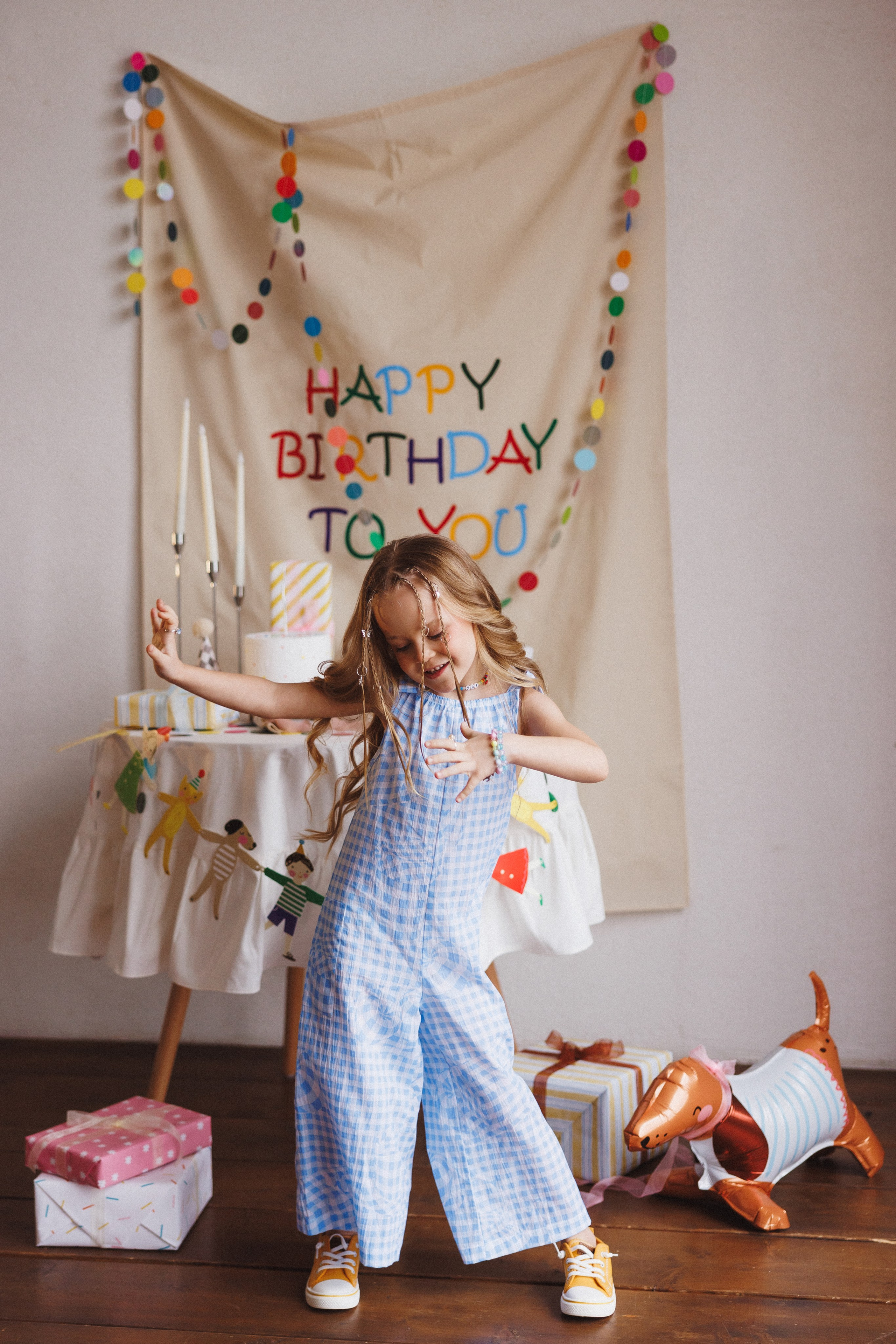 Яркая, весёлая фотосессия к Дню рождения. Фотостудия «Mestone», город Краснодар. Семейный и детский фотограф в Краснодаре Анна Трашкова