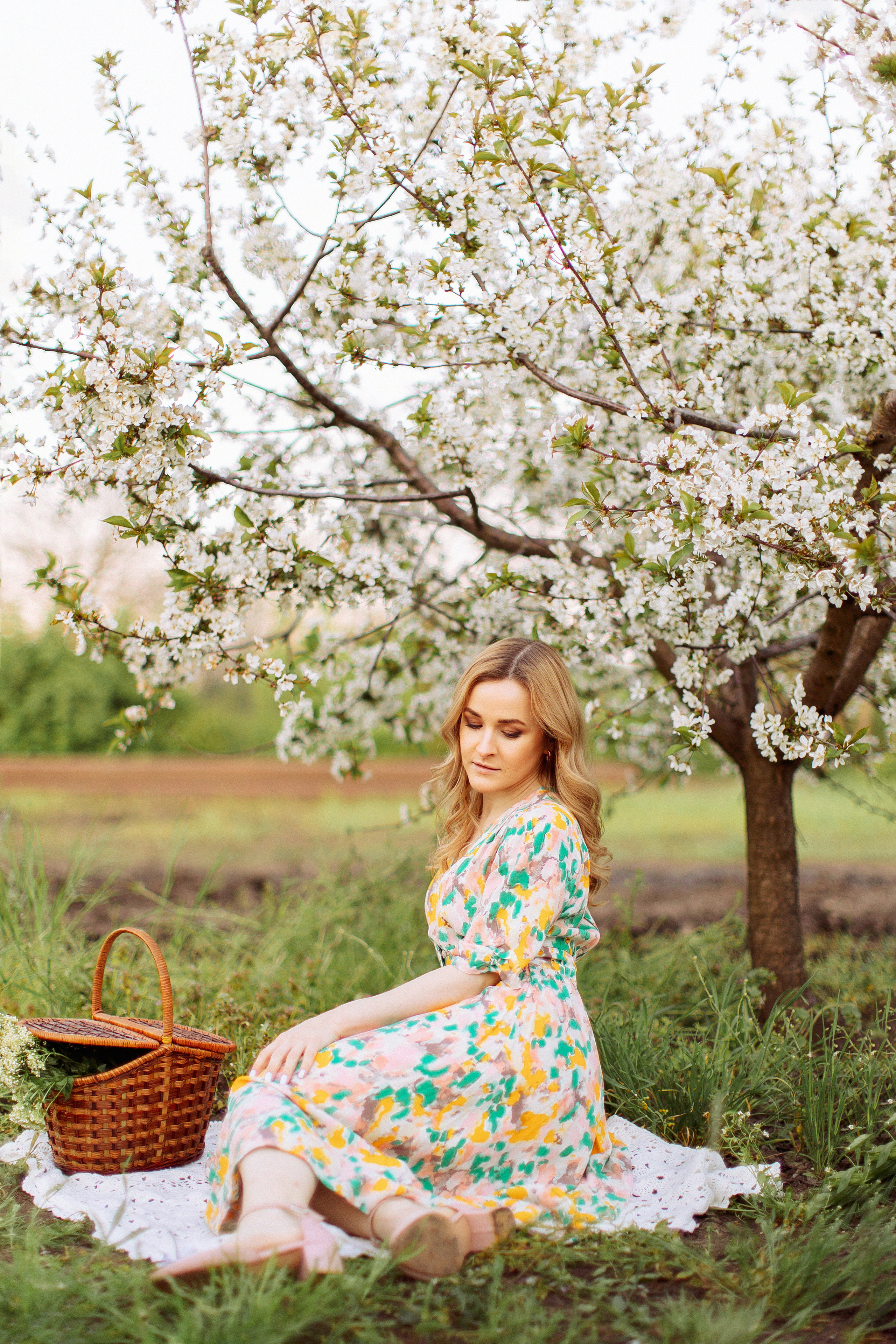 Цветущий сад, Девушка. Семейный и детский фотограф в Краснодаре Анна Трашкова
