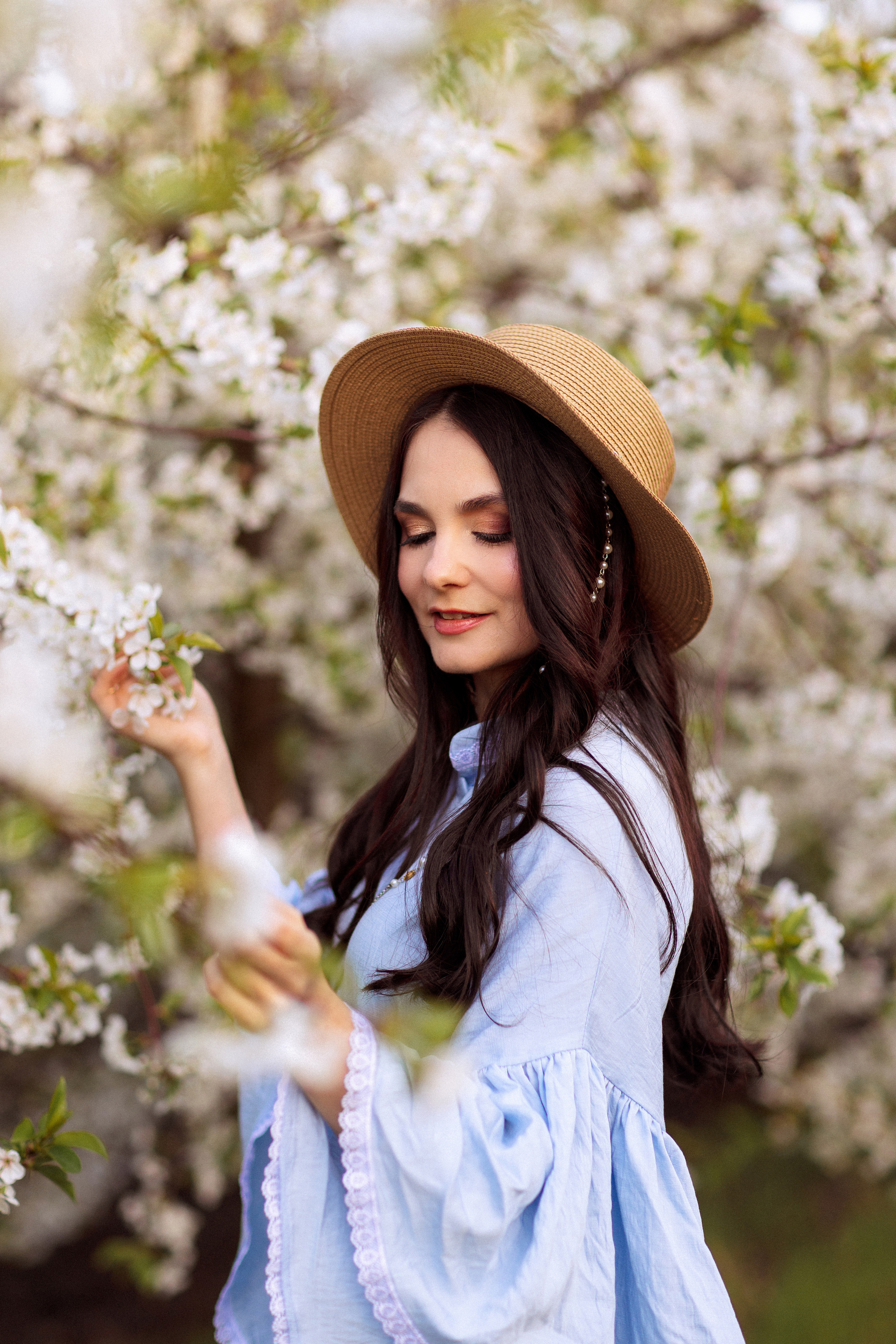 Фотосессия в цветущем саду, Краснодар. Семейный и детский фотограф в Краснодаре Анна Трашкова