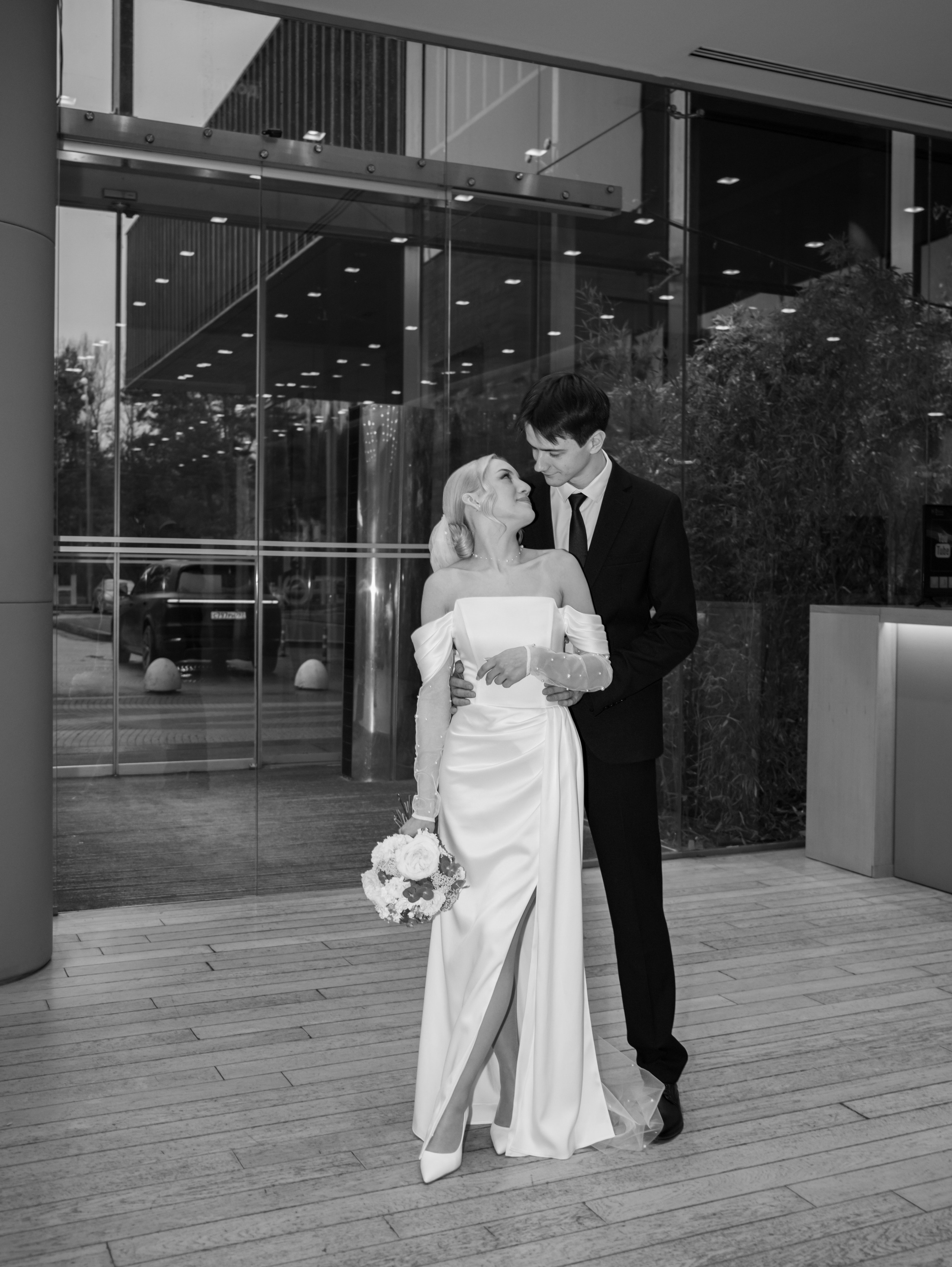 Илья&София (ЗАГС, прогулка, фотостудия). Свадебный и семейный фотограф в Москве Мила Широких