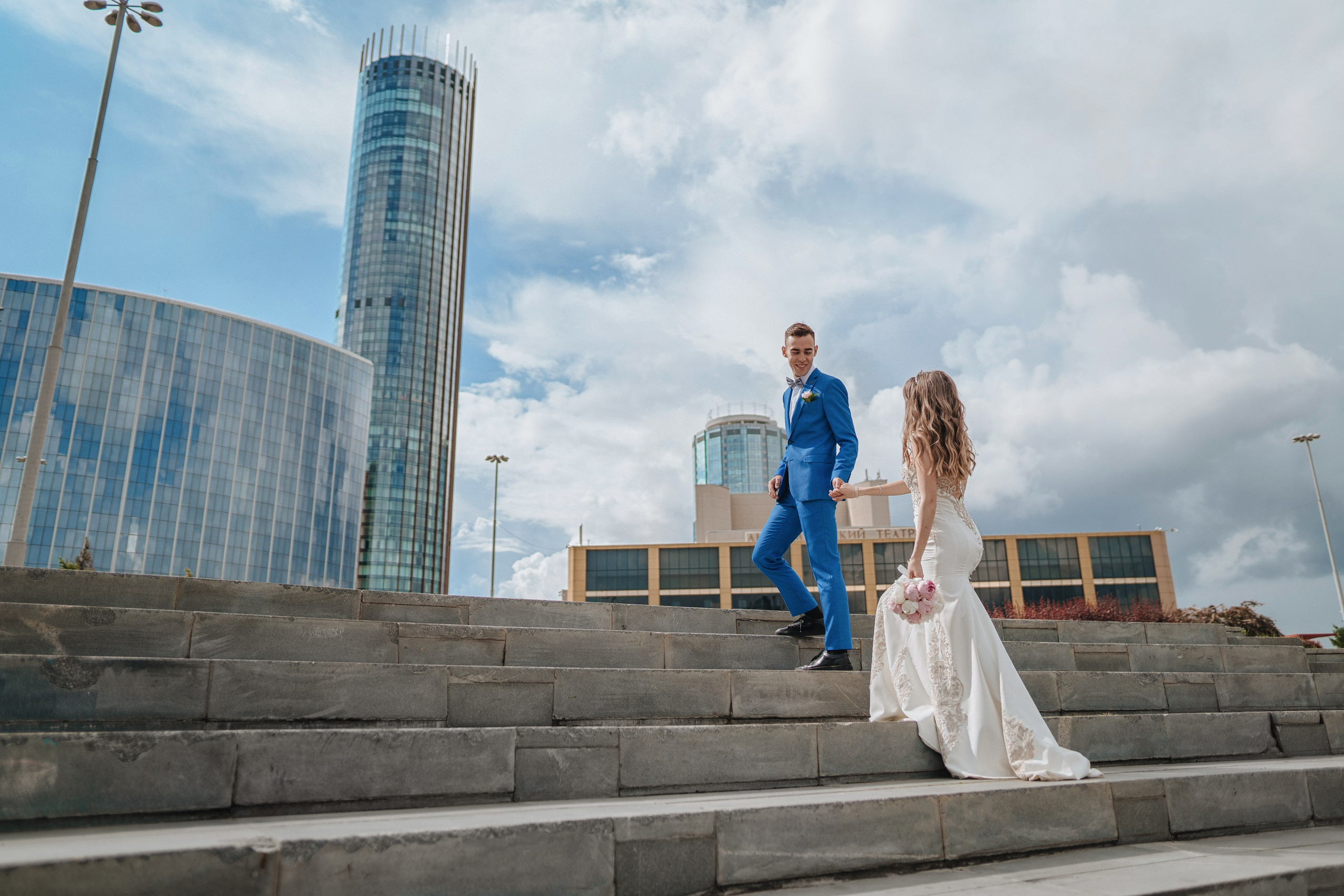 Свадебная прогулка, фотограф Екатеринбург