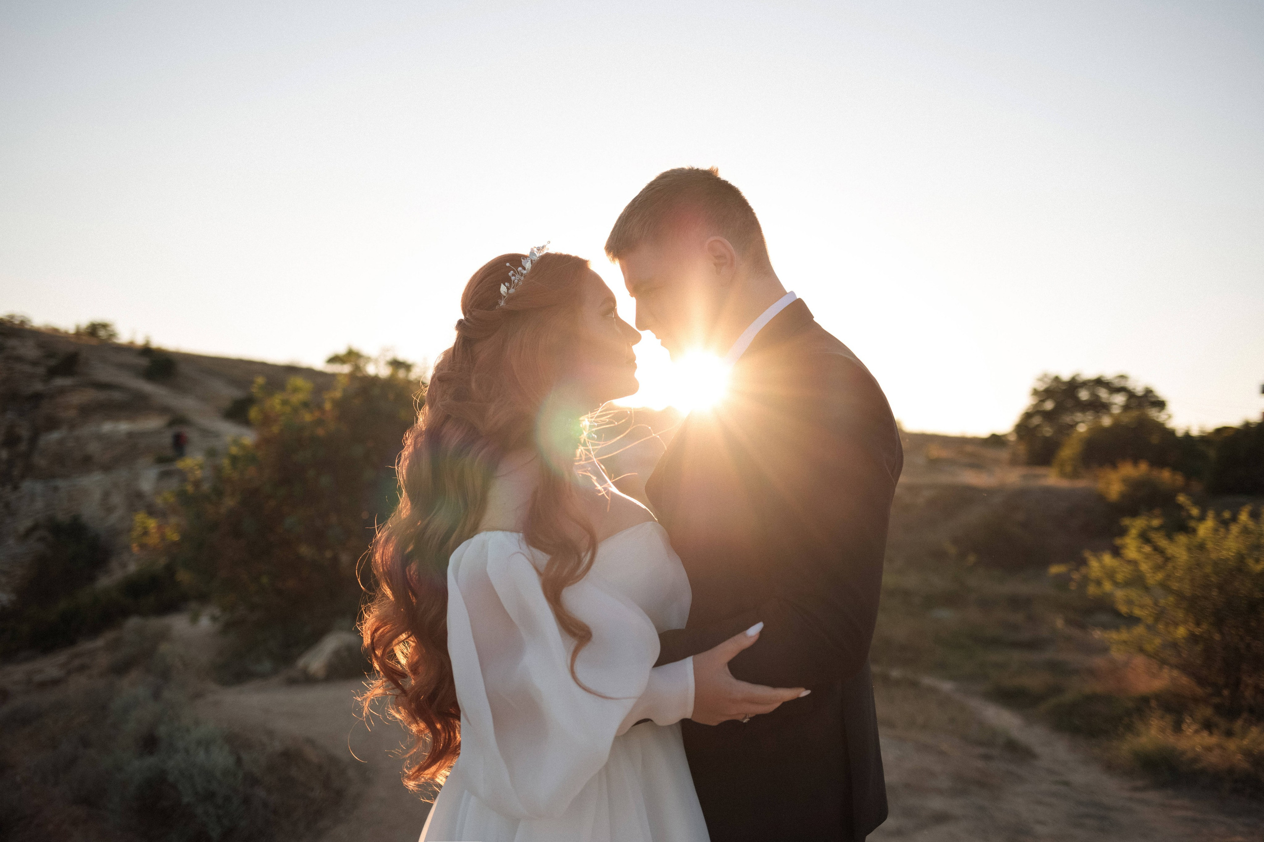 «Закат на Фиоленте: начало вечной любви Надежды и Александра в кадре». Свадебный фотограф Мироманов Николай в Крыму