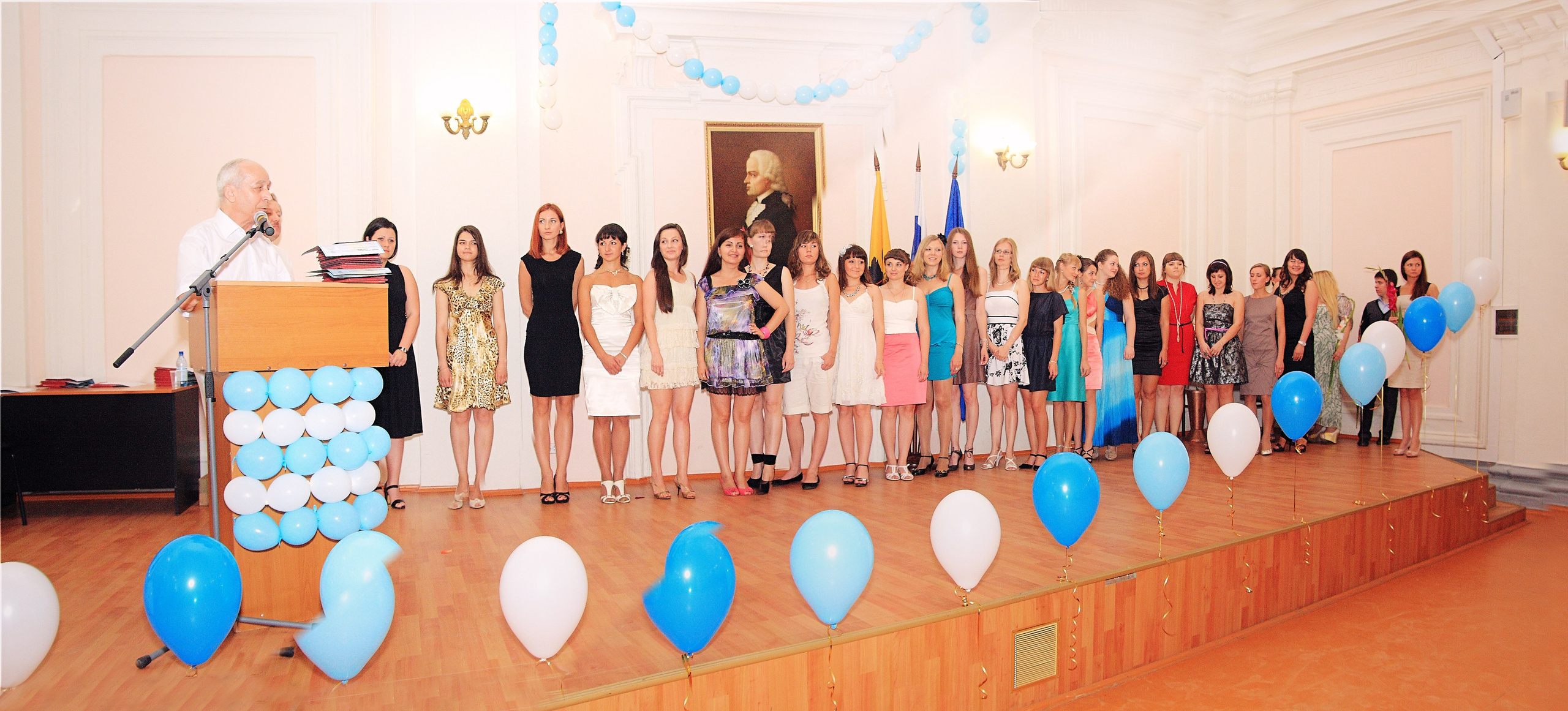 Портфолио фотографа на съемку выпускных. Свадебный и репортажный фотограф в Ярославле и Санкт-Петербурге Роман Микрюков