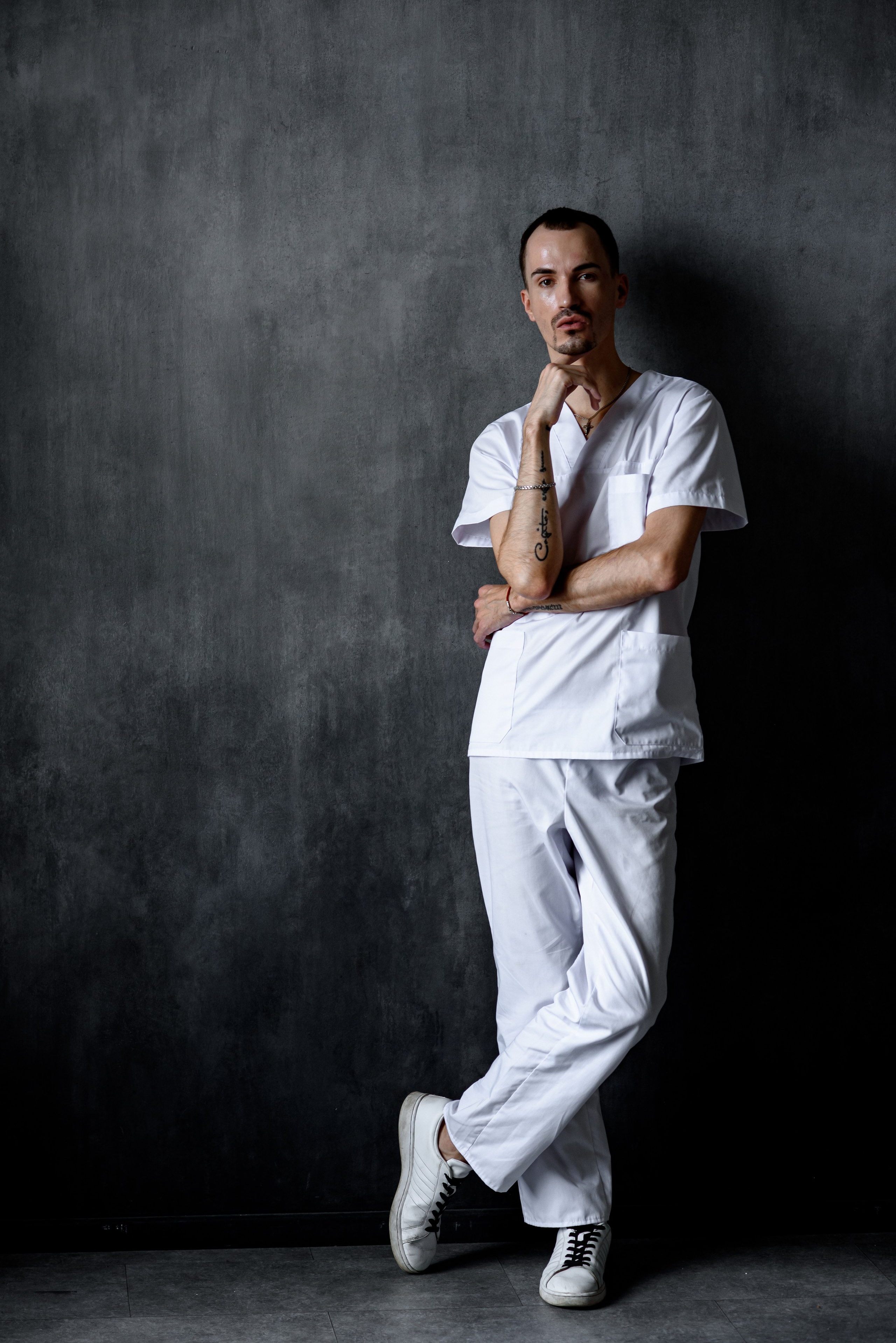 Косметолог Александр. Анастасия Петрович фотограф, фотокорреспондент в Москве и Санкт-Петербурге. Фотосъёмка репортажа, мероприятия, корпоративная съёмка, контент