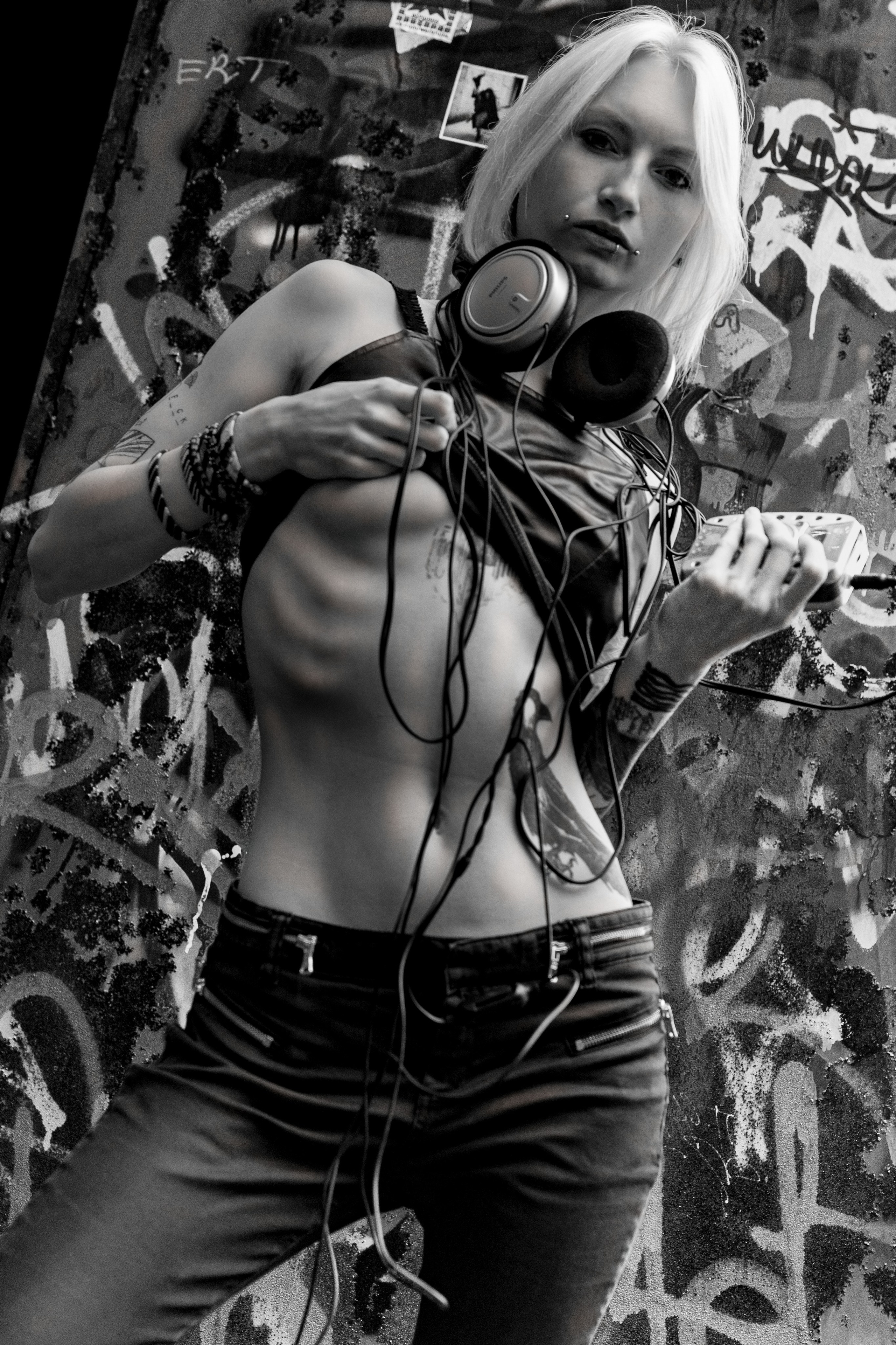 #нюфотосессия;#бодиарт;#будуарнаясессия;#эротическаяфотосессия;#голаяфотосессия;#обнажённаяфотосессия;#фотосессиябодиарт;#эротика;#красотатела;#артфотосессия;#будуарныефотографии;#эротичныефотографии;#фотографбодиарт;#нюфотограф;#эстетикатела;#художественныефотографии;#artnude;#bodyartnude;#eroticnude;#nudephotography.