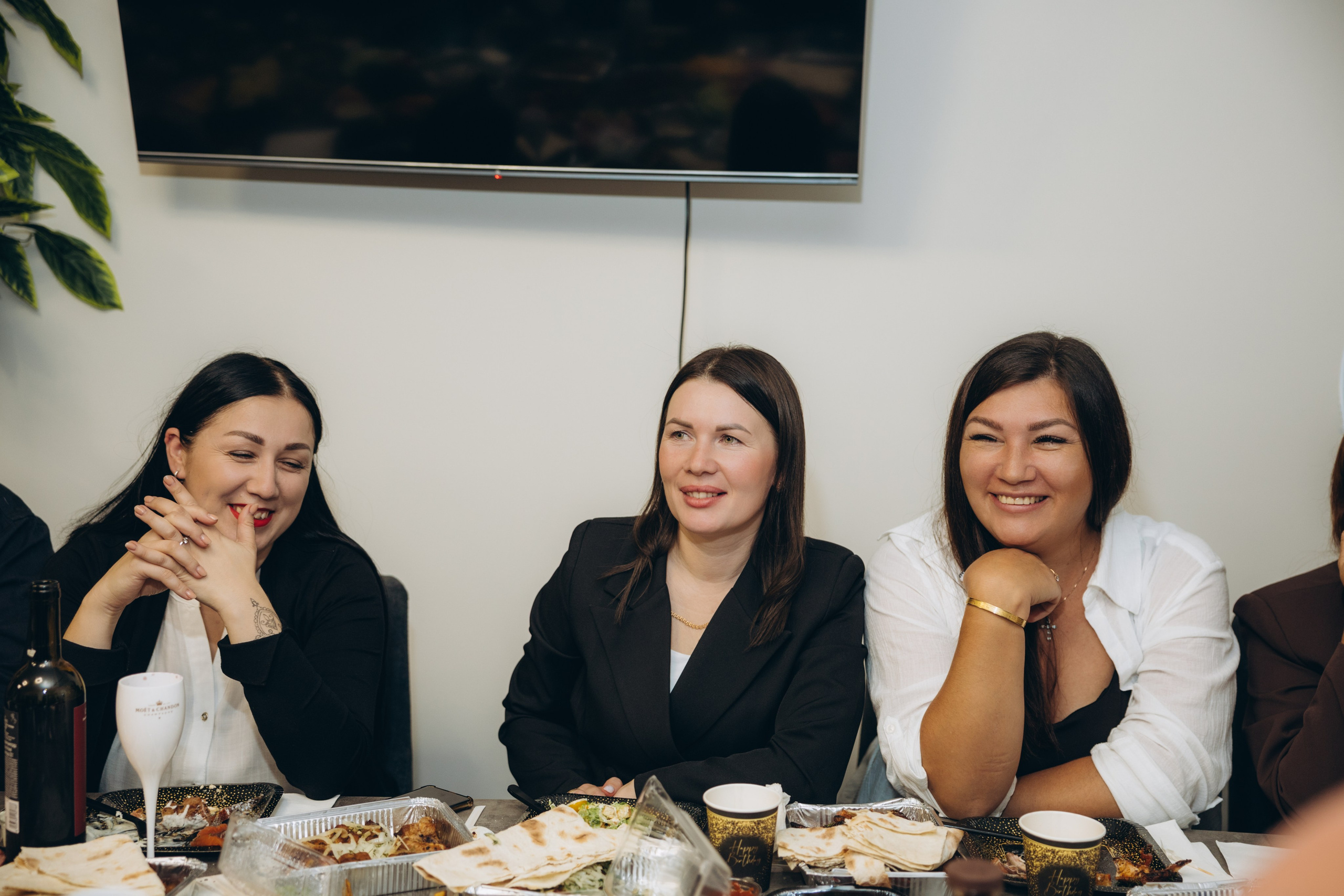 2 года компании «Удачный выбор». Свадебный, семейный фотограф в Иркутске Светлана Макаричева