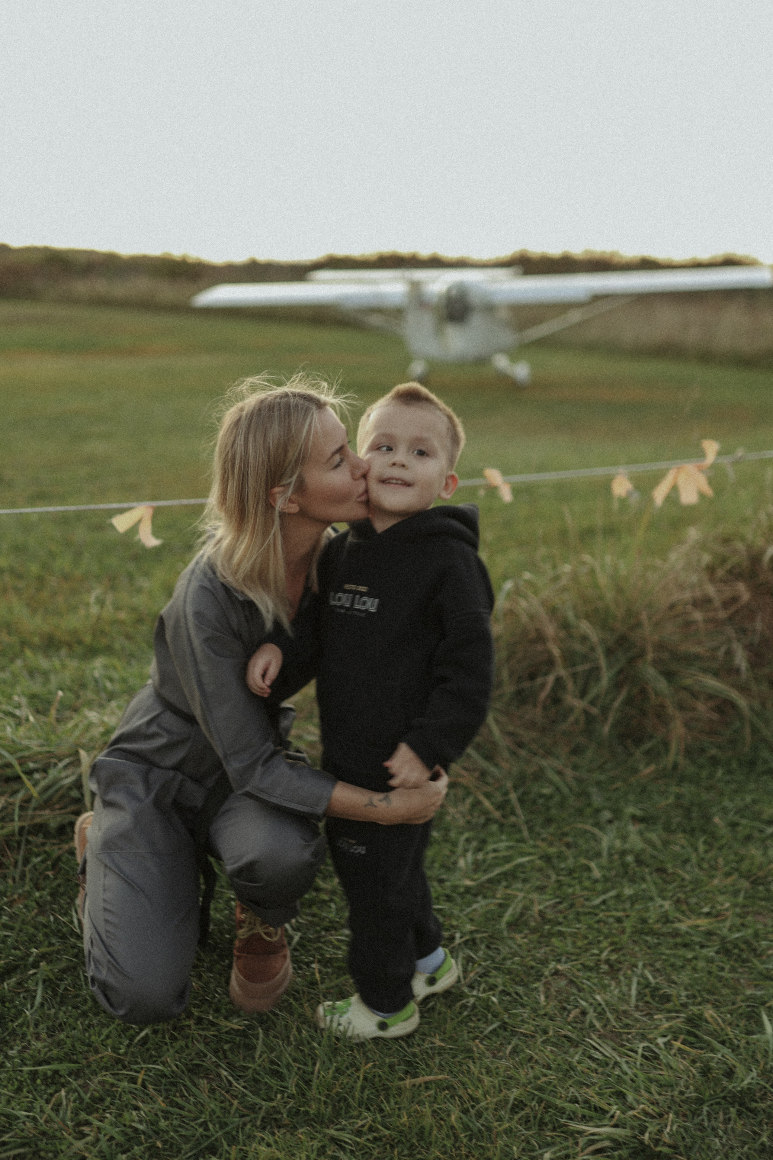 Самолет. Детский и семейный фотограф, съемка новорожденных Москва