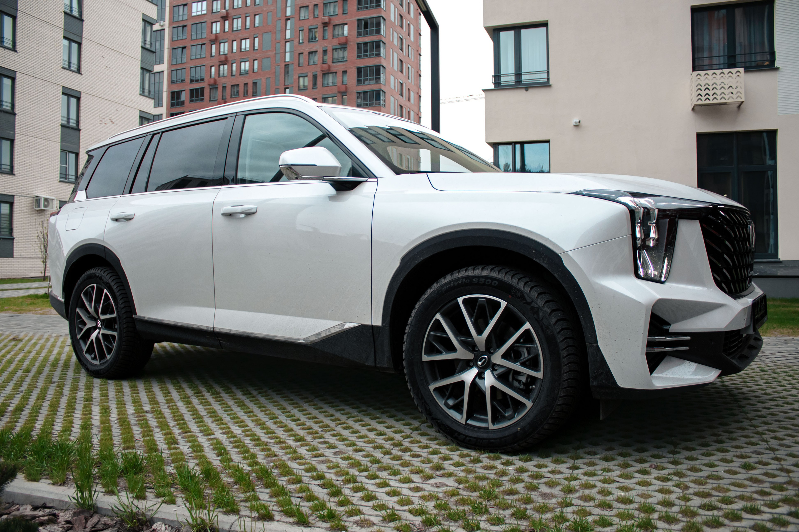 Бизнес съемка для автосалона GAC в городе Ижевск. Бизнес фотограф Ижевск — Назаров Роман