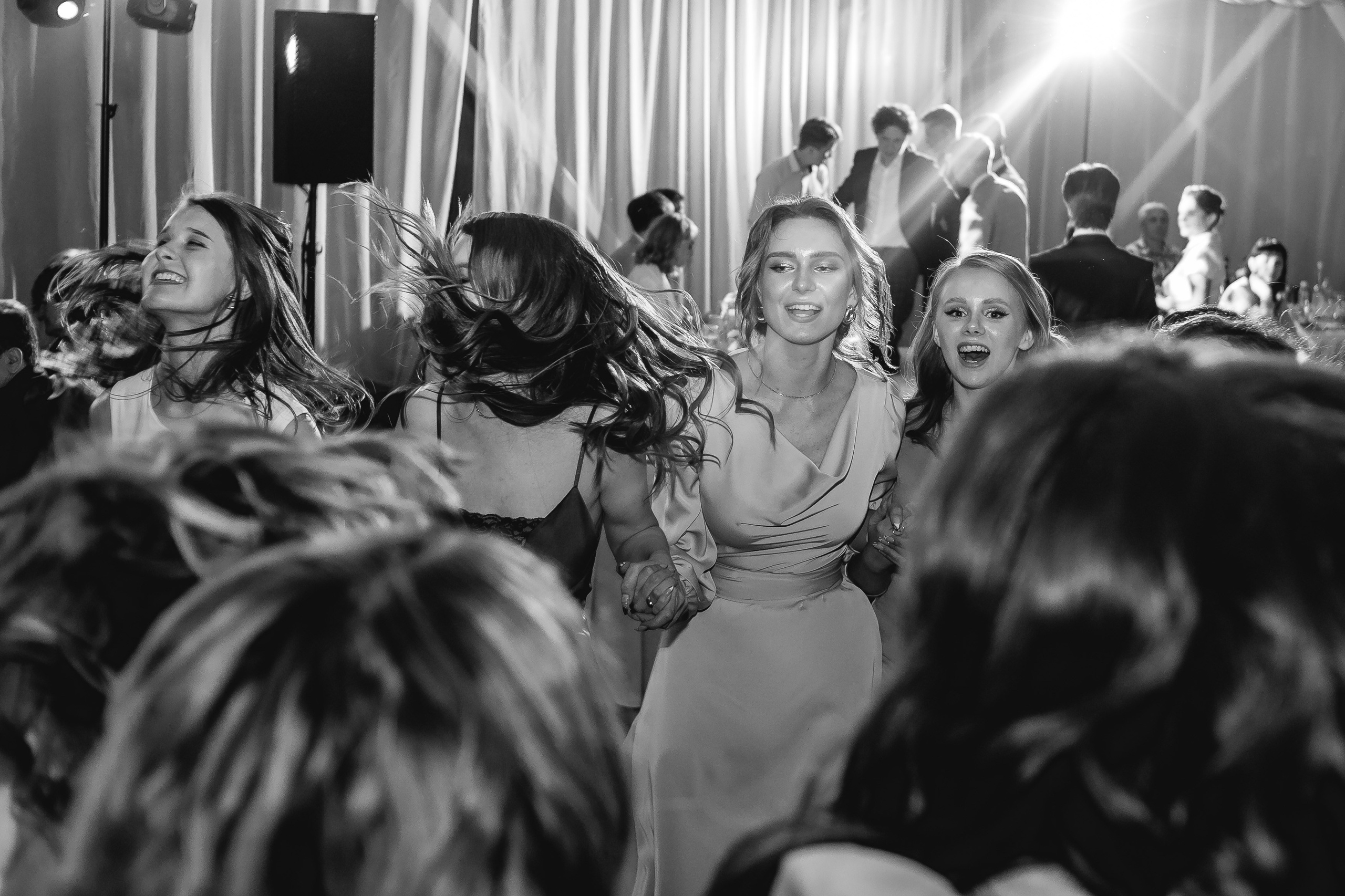 Выпускной. Креативный и женский Фотограф Омске Наталья Лебедева