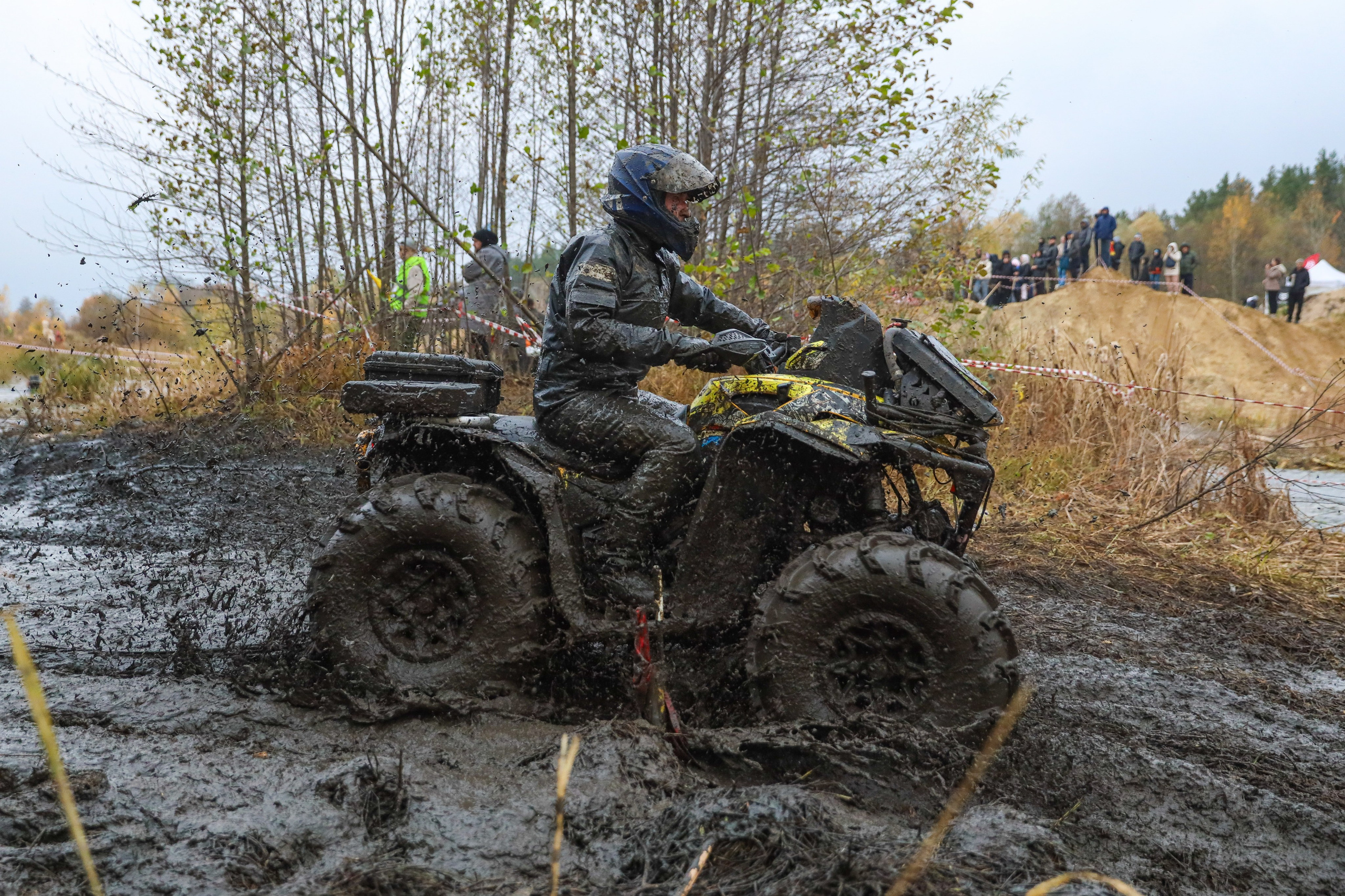 Гонки на квадроциклах Грязевое кольцо. Спортивный фотограф в Самаре