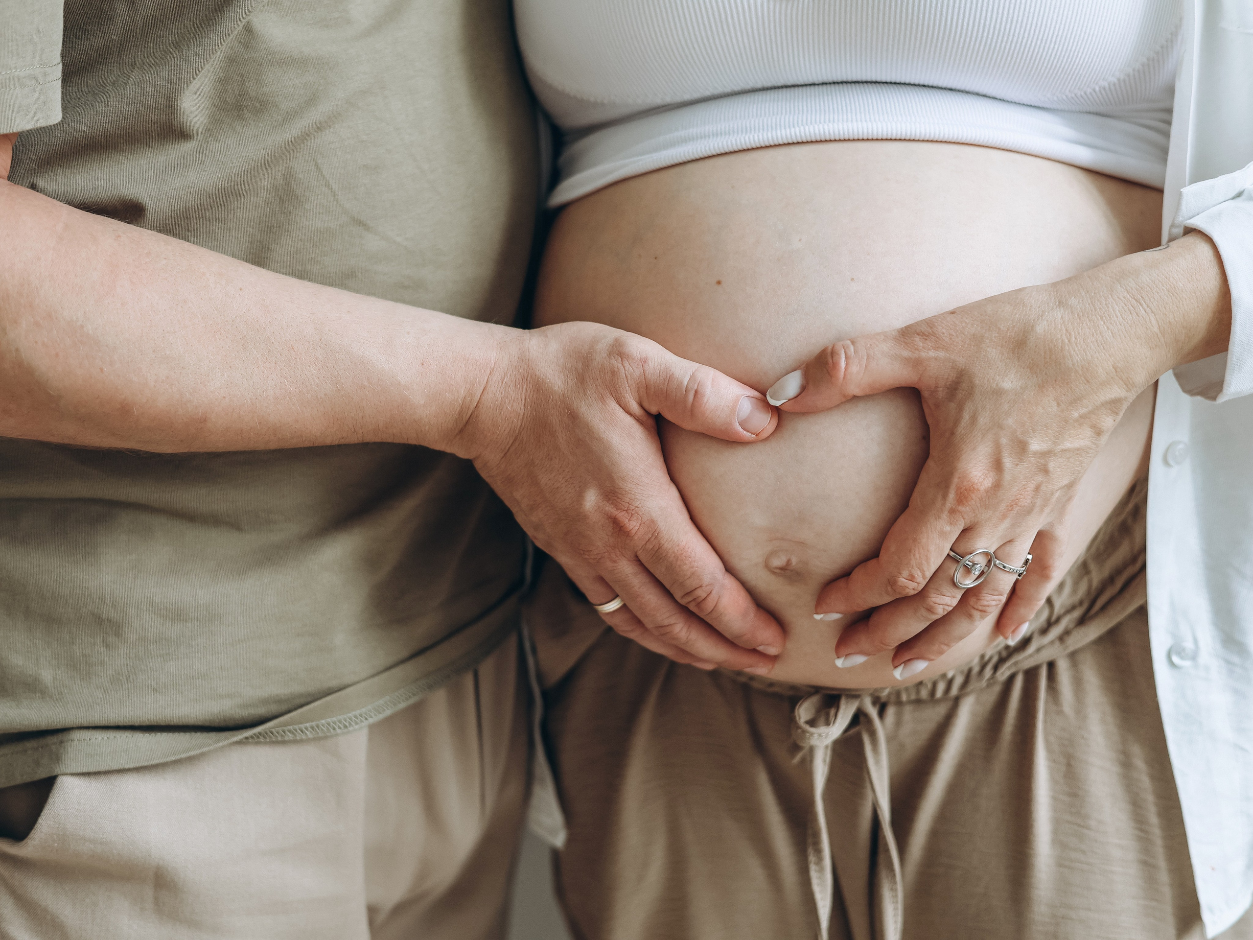 Семейная фотосессия, фотосессия беременности, фотостудия Вилла Нина, Villa Nina г. Екатеринбург. Семейный и детский фотограф в  г. Екатеринбурге Холодова Юлия