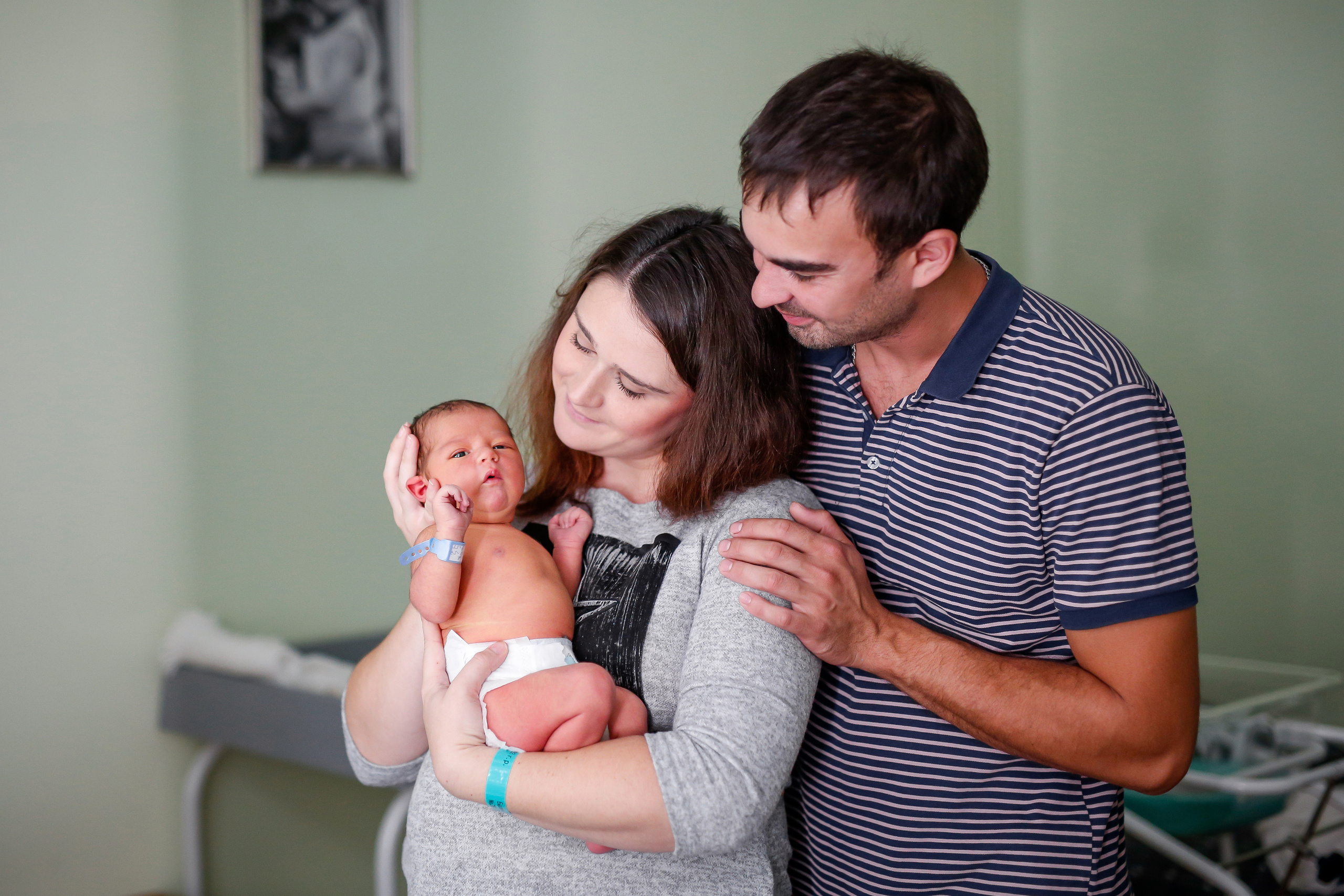 Выписка малыша. НЦАГиП. Отбасылық фотограф Алена Шаталова