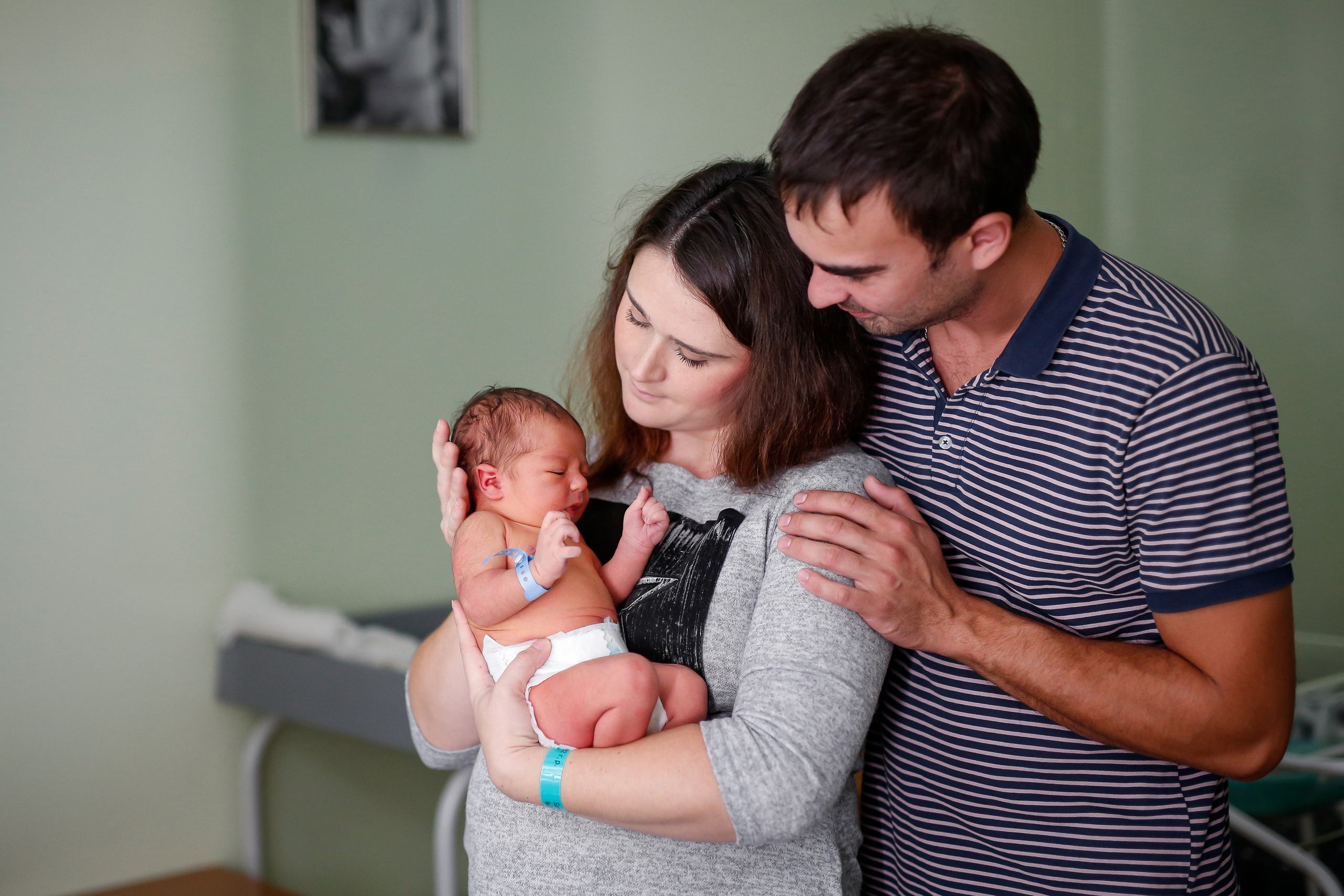 Выписка малыша. НЦАГиП. Отбасылық фотограф Алена Шаталова