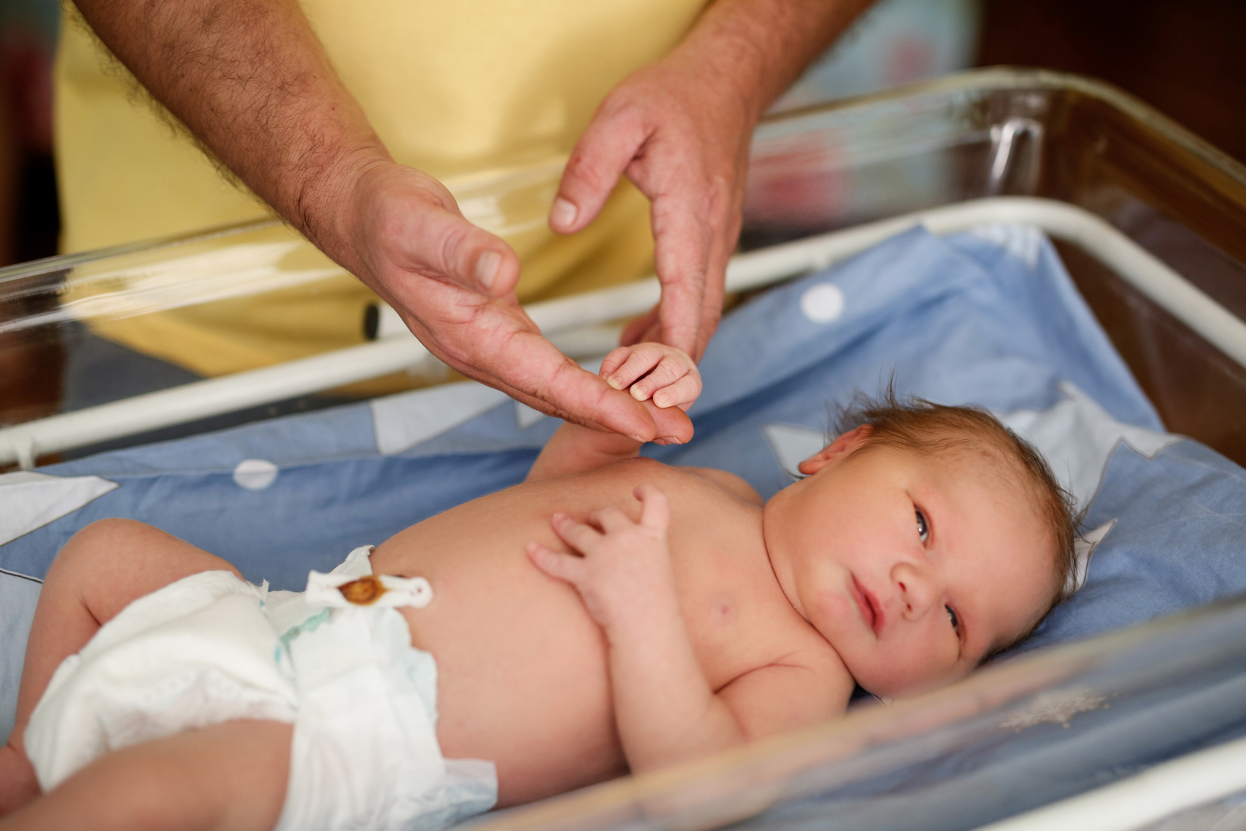 Выписка малыша. НЦАГиП. Отбасылық фотограф Алена Шаталова