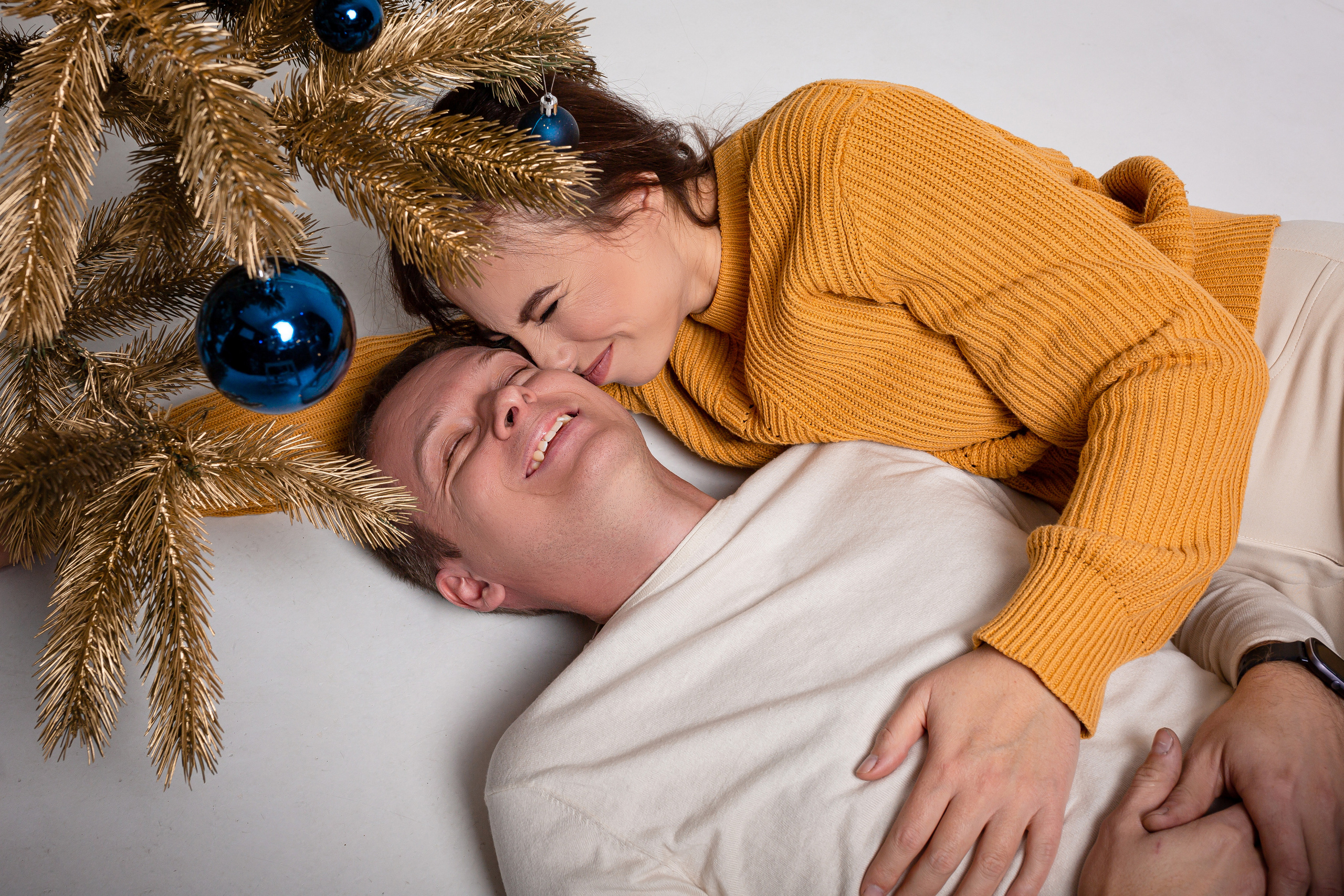 Новогодняя в минимализме. Съёмка в студии. Отбасылық фотограф Алена Шаталова