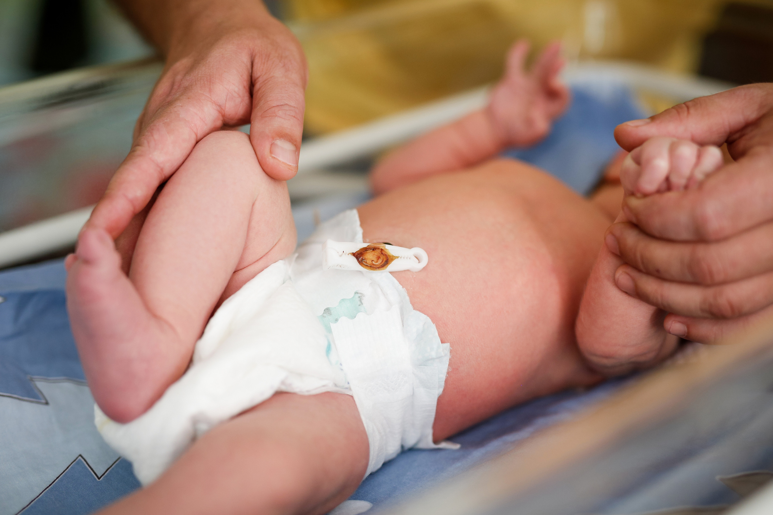 Выписка малыша. НЦАГиП. Отбасылық фотограф Алена Шаталова