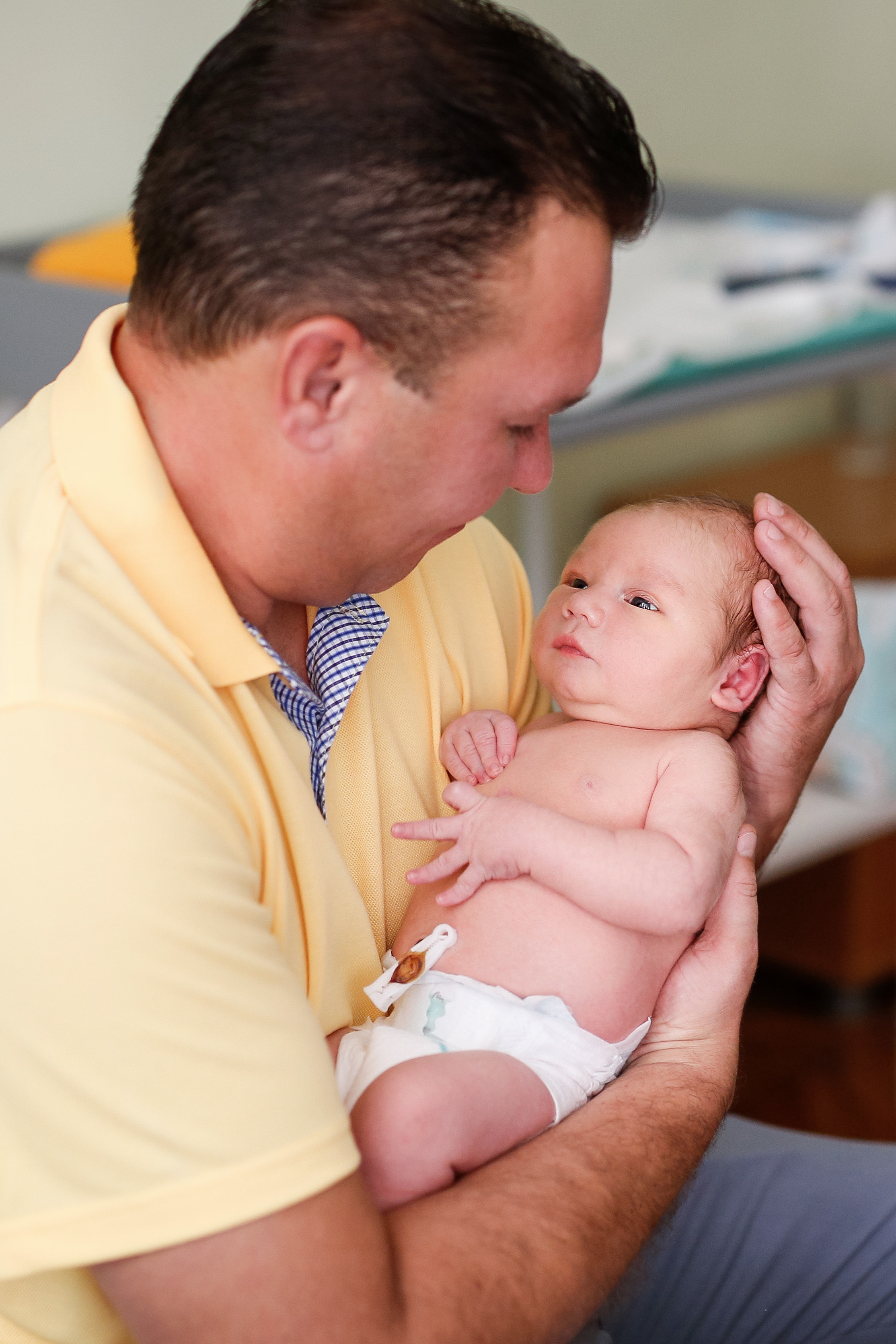 Выписка малыша. НЦАГиП. Отбасылық фотограф Алена Шаталова