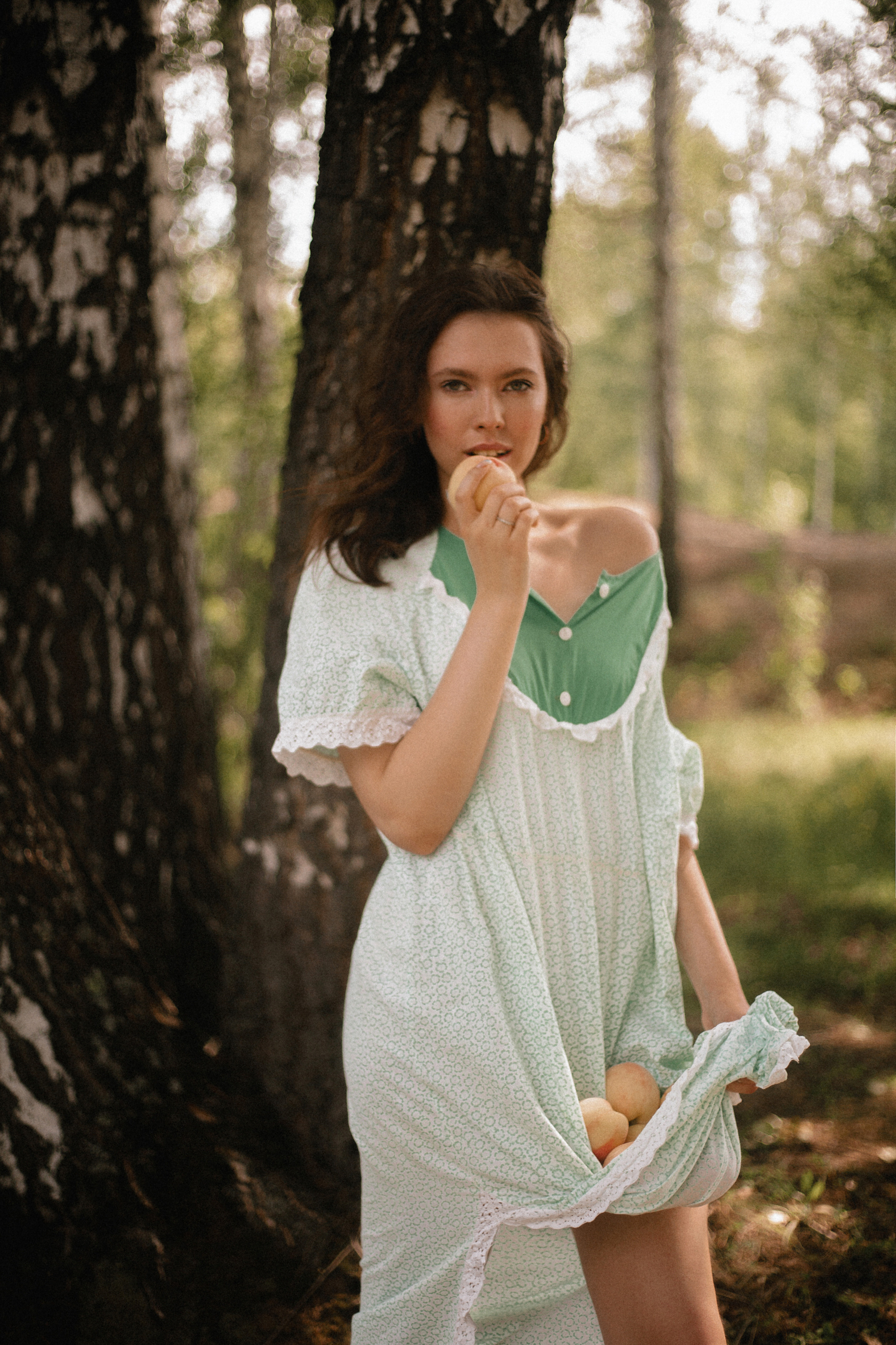 Девочка с персиками. Свадебный и портретный фотограф Анастасия Казакова Санкт-Петербург