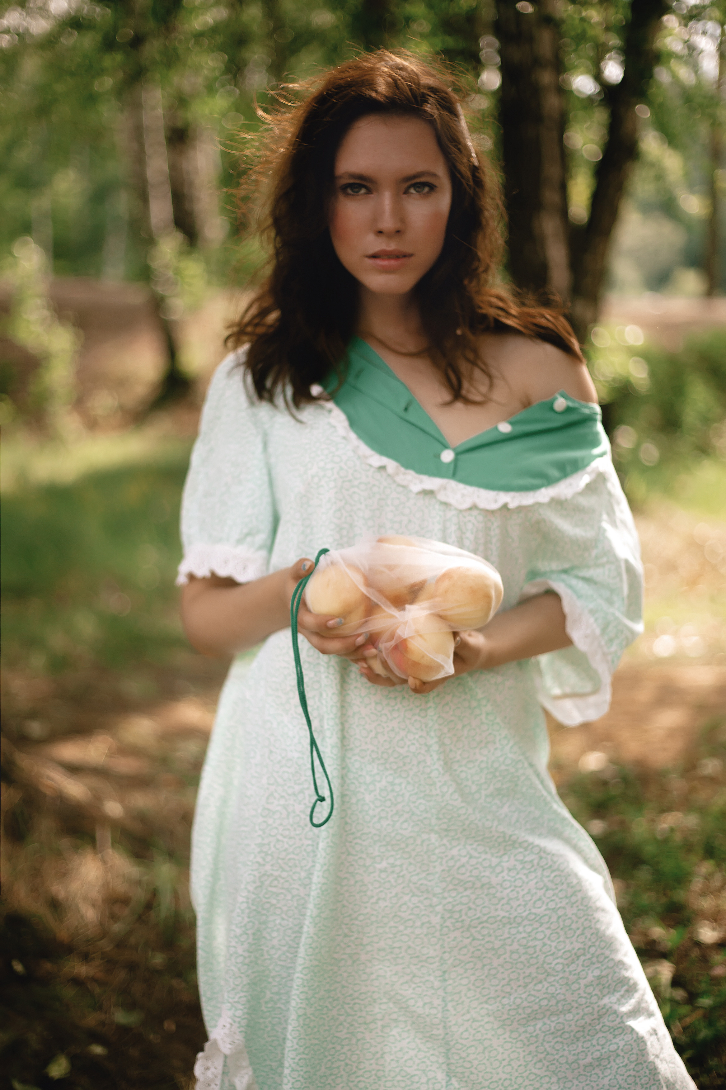 Девочка с персиками. Свадебный и портретный фотограф Анастасия Казакова Санкт-Петербург