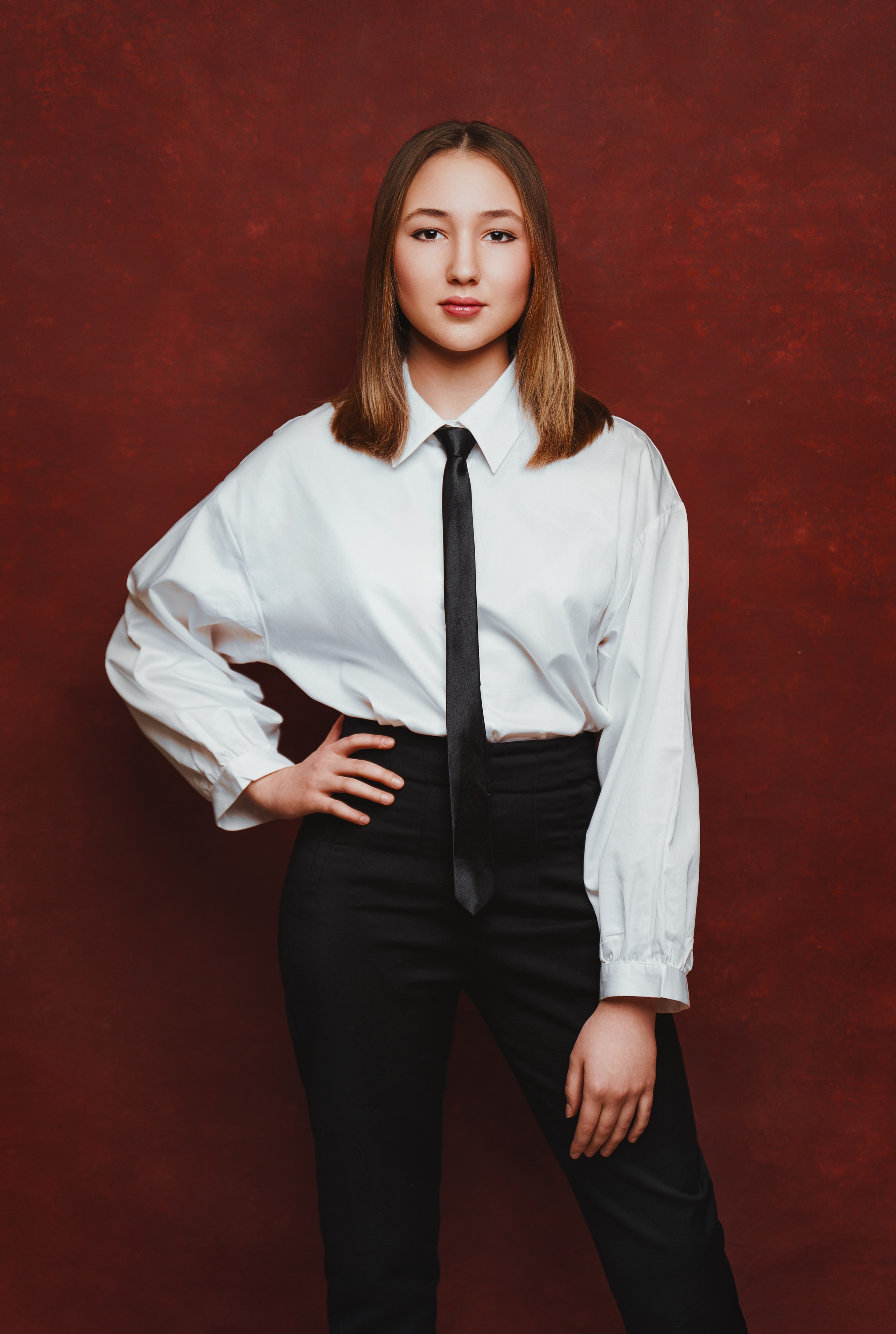 Стильные выпускные альбомы и индивидуальные фотосессии в Таганроге