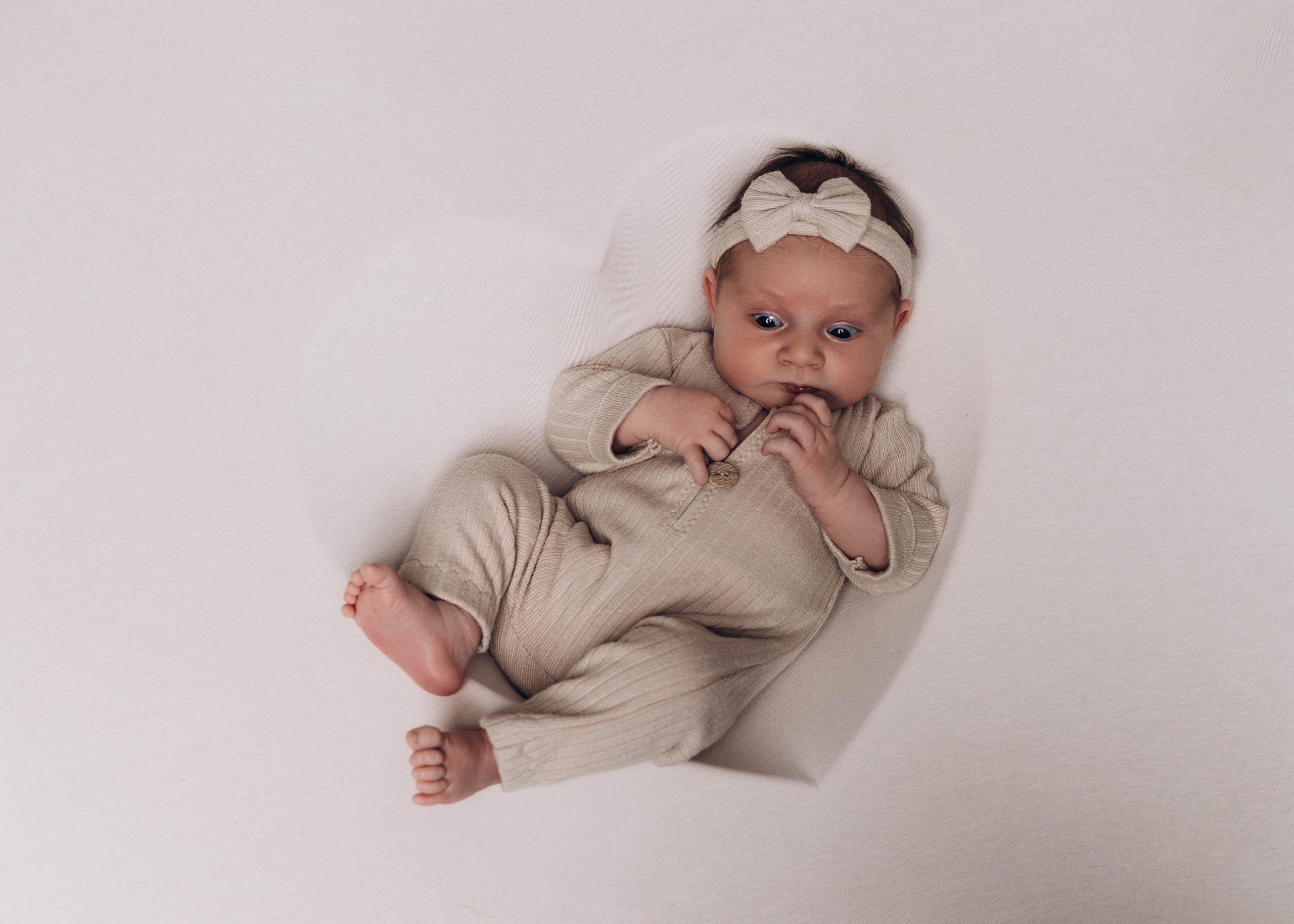 НОВОРОЖДЕННЫЕ МАЛЫШИ. Фотосессия новорожденных в Москве и Московской области