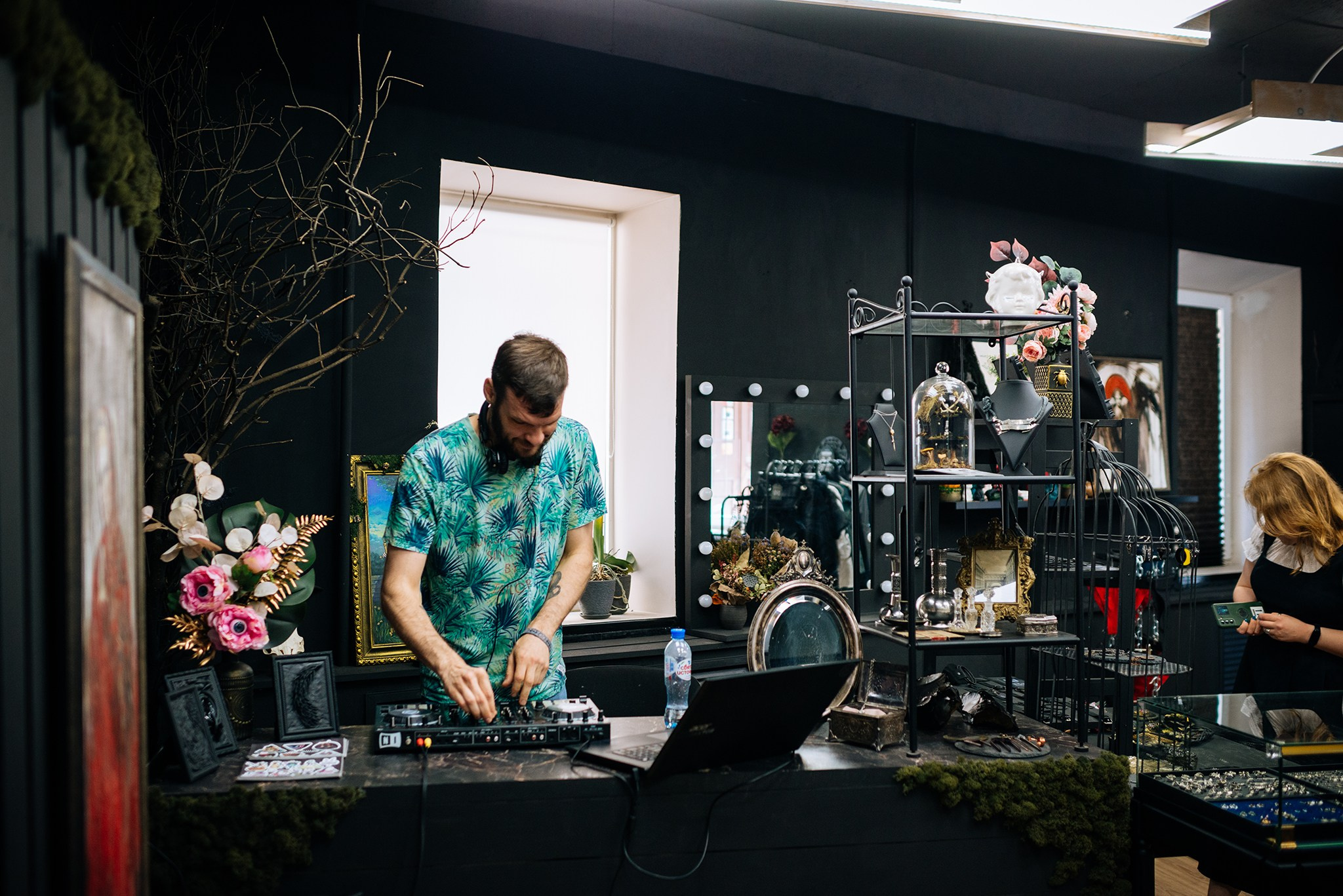 Black craft market. Открытие галереи. Июнь 24. Репортажный фотограф в Санкт-Петербурге Анастасия Клёпова