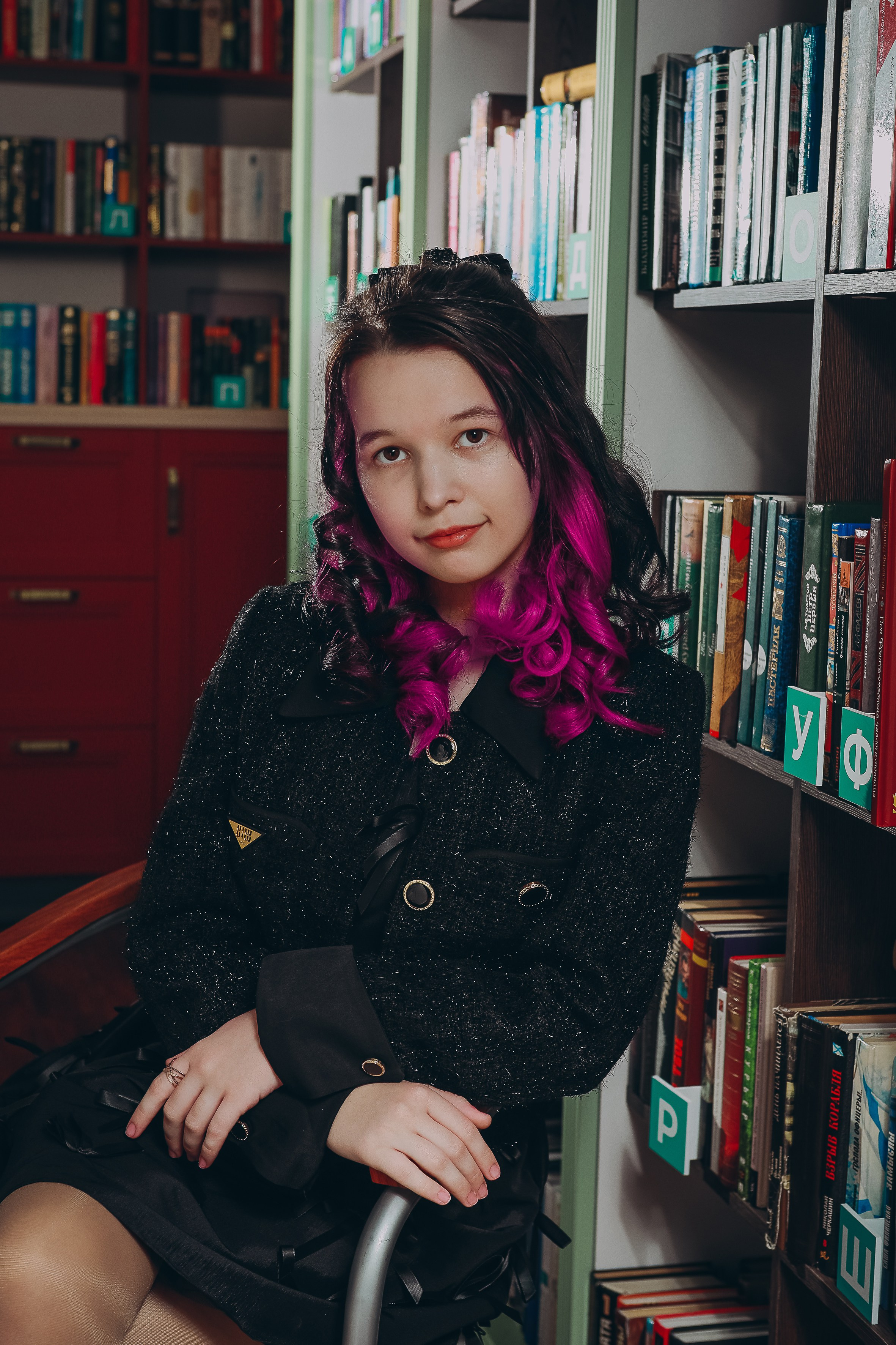 Фото в городской библиотеке. Яковлева Екатерина. Школьный и семейный фотограф