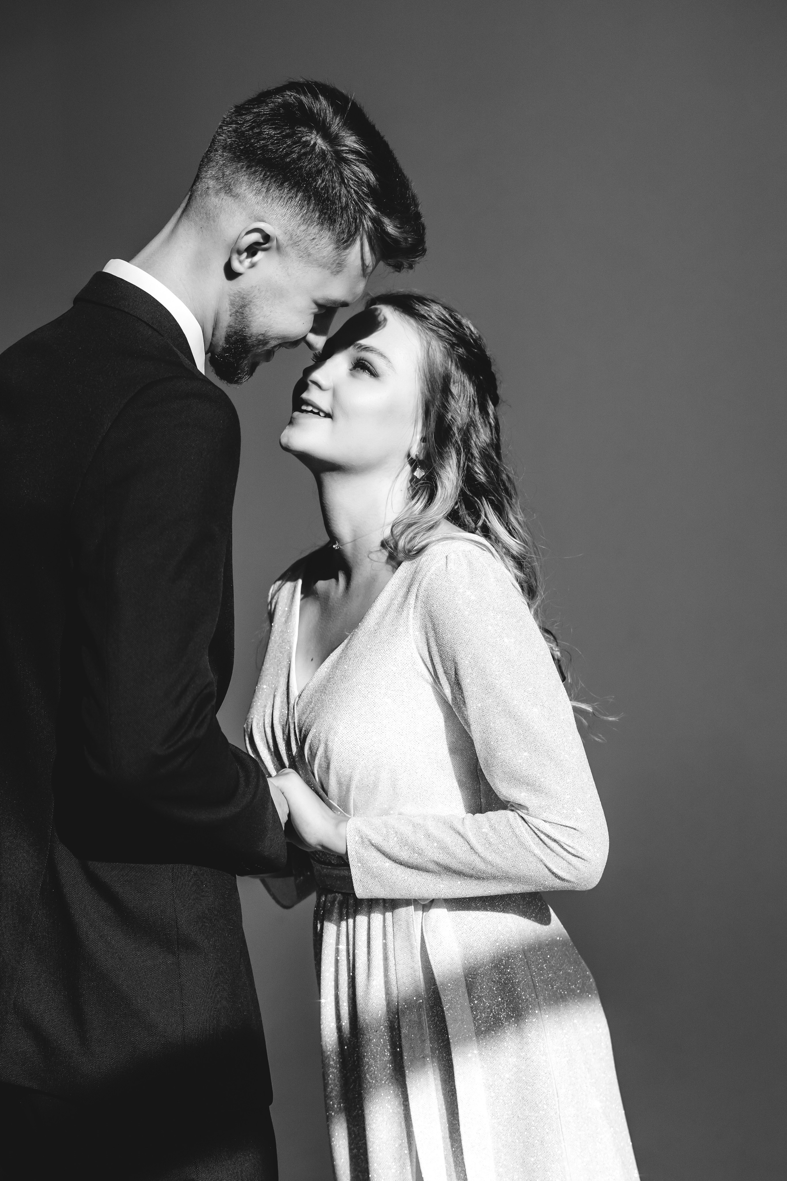 Свадебная фотосессия для Дмитрия и Капитолины, 2023 год. Портретный фотограф в Томске Наташа Барова